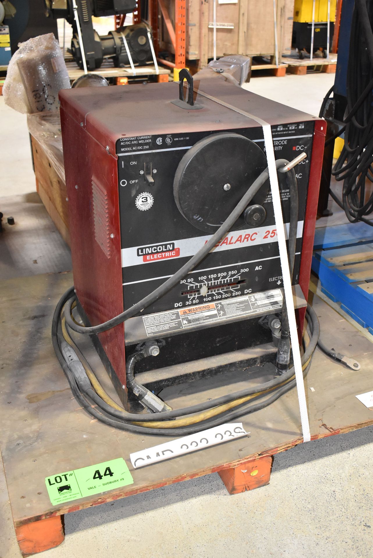 LINCOLN ELECTRIC IDEALARC 250 CONSTANT CURRENT AC/DC ARC WELDER, 230-460-575V/3PH/60HZ, S/N