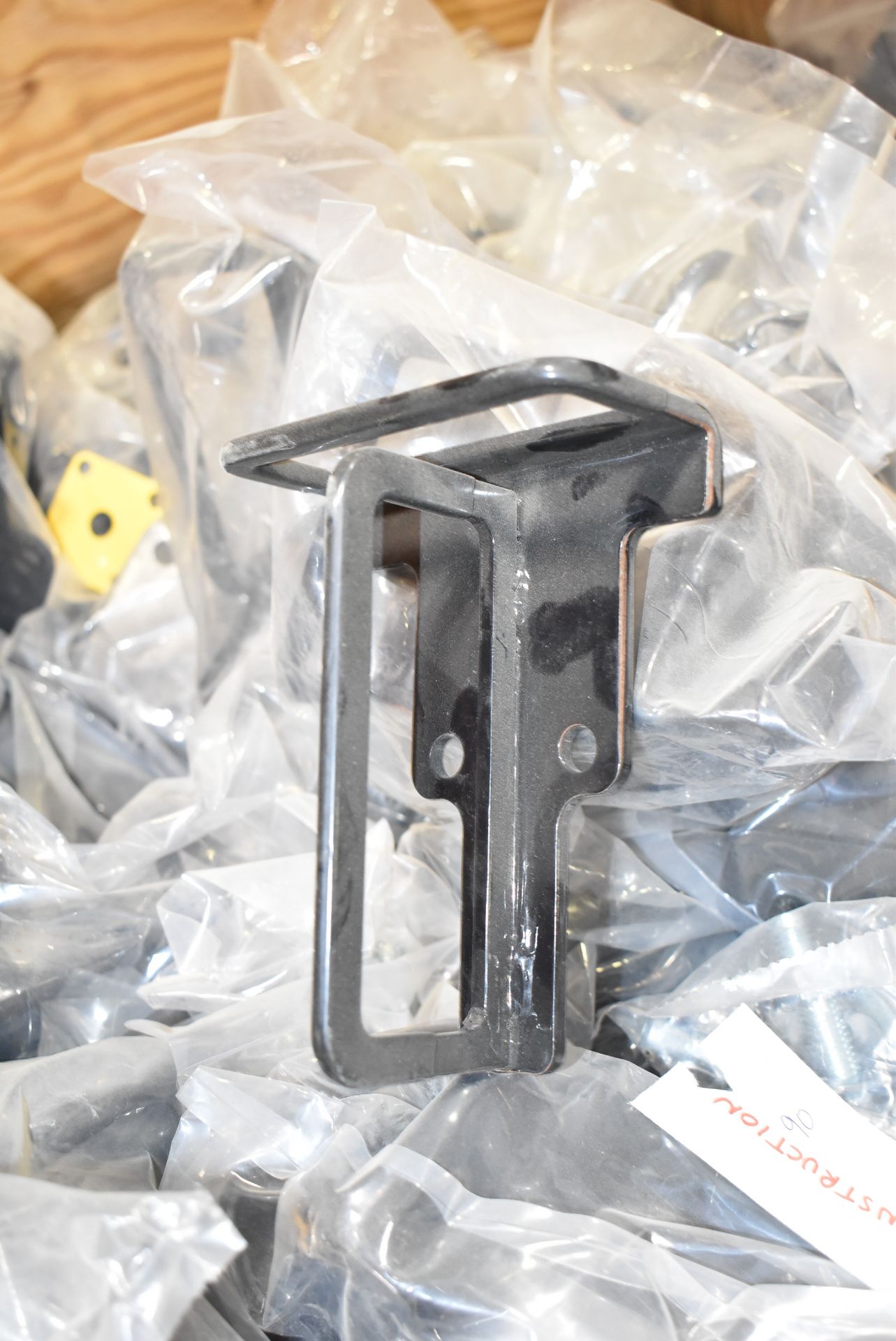 LOT/ RUBBER COATED MOUNTING BRACKETS (CMD-354-23S) - Image 4 of 4