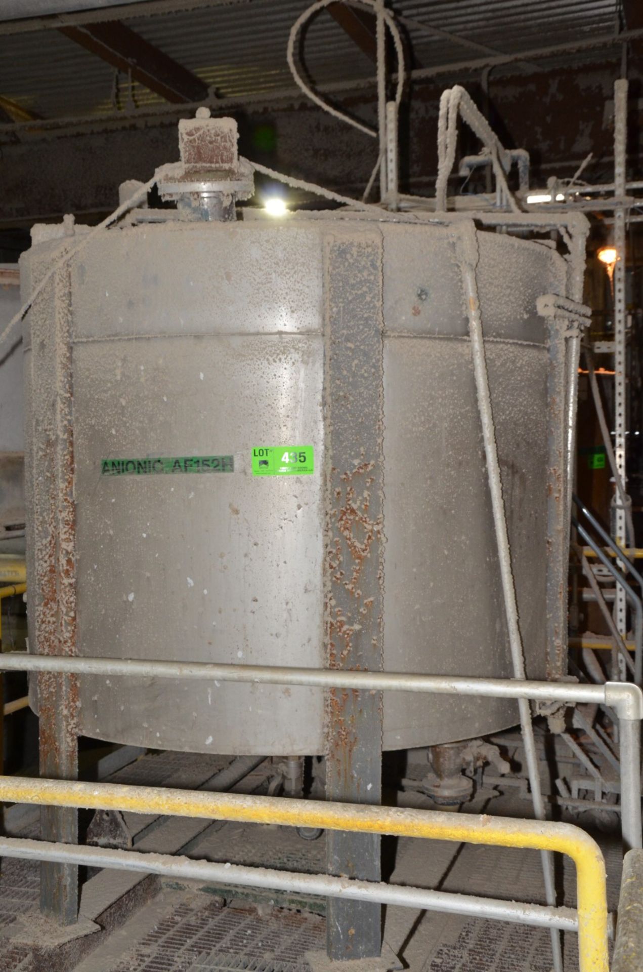 STAINLESS STEEL MIXING TANK WITH LIGHTNIN TOP VERTICAL SINGLE ACTION MIXER AGITATOR, LEVEL SENSORS - Image 2 of 4