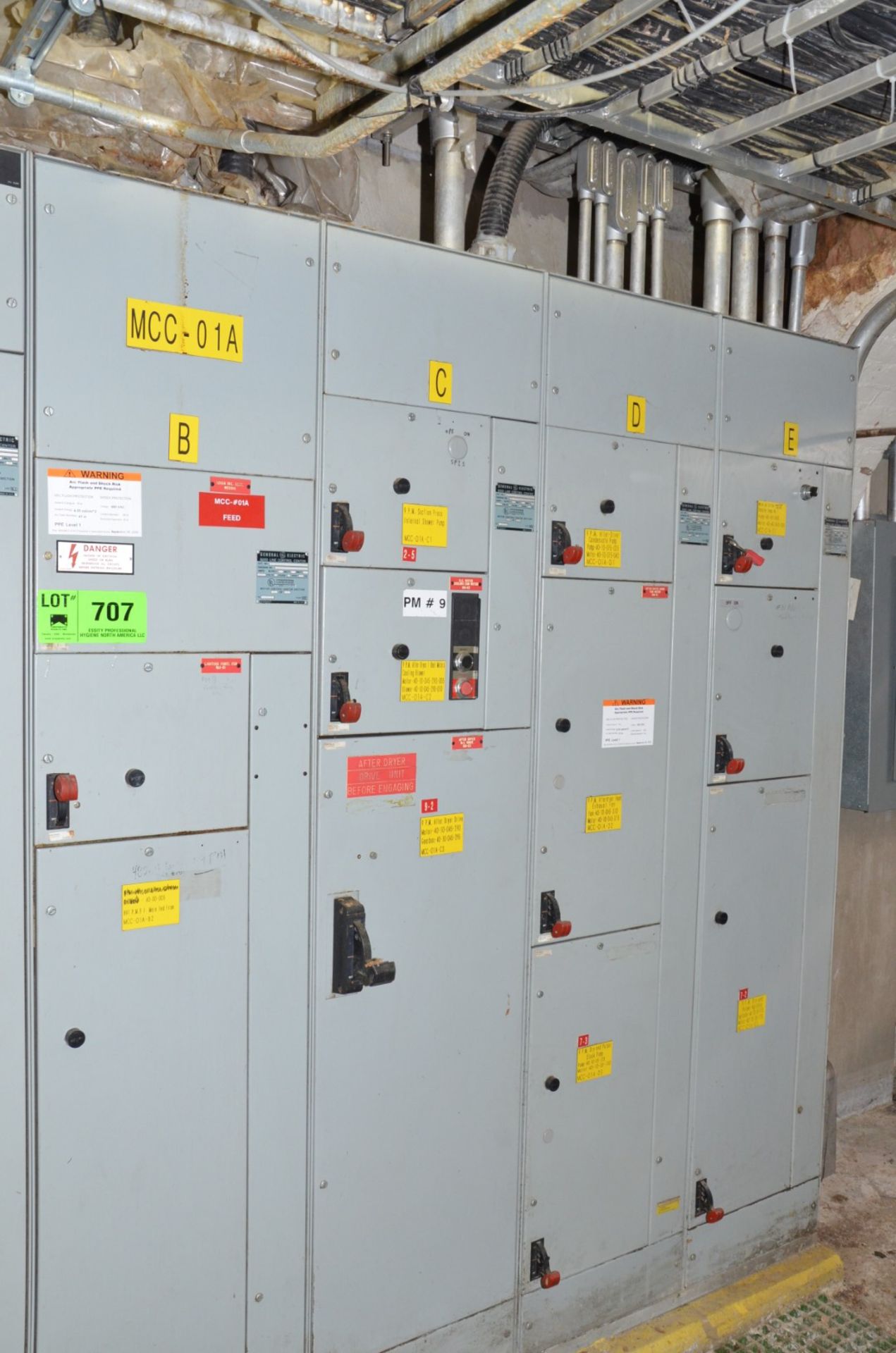 GENERAL ELECTRIC 8000 LINE CONTROL 4-BANK MCC PANEL (CI) [RIGGING FEE FOR LOT #707 - $450 USD PLUS