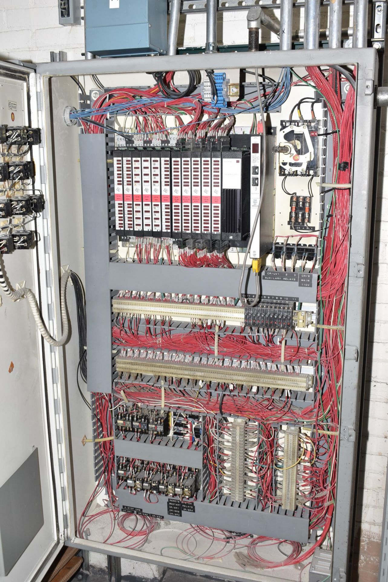 ALVEY CONTROL CABINET (CI) [RIGGING FEE FOR LOT #931 - $100 USD PLUS APPLICABLE TAXES] - Image 2 of 2