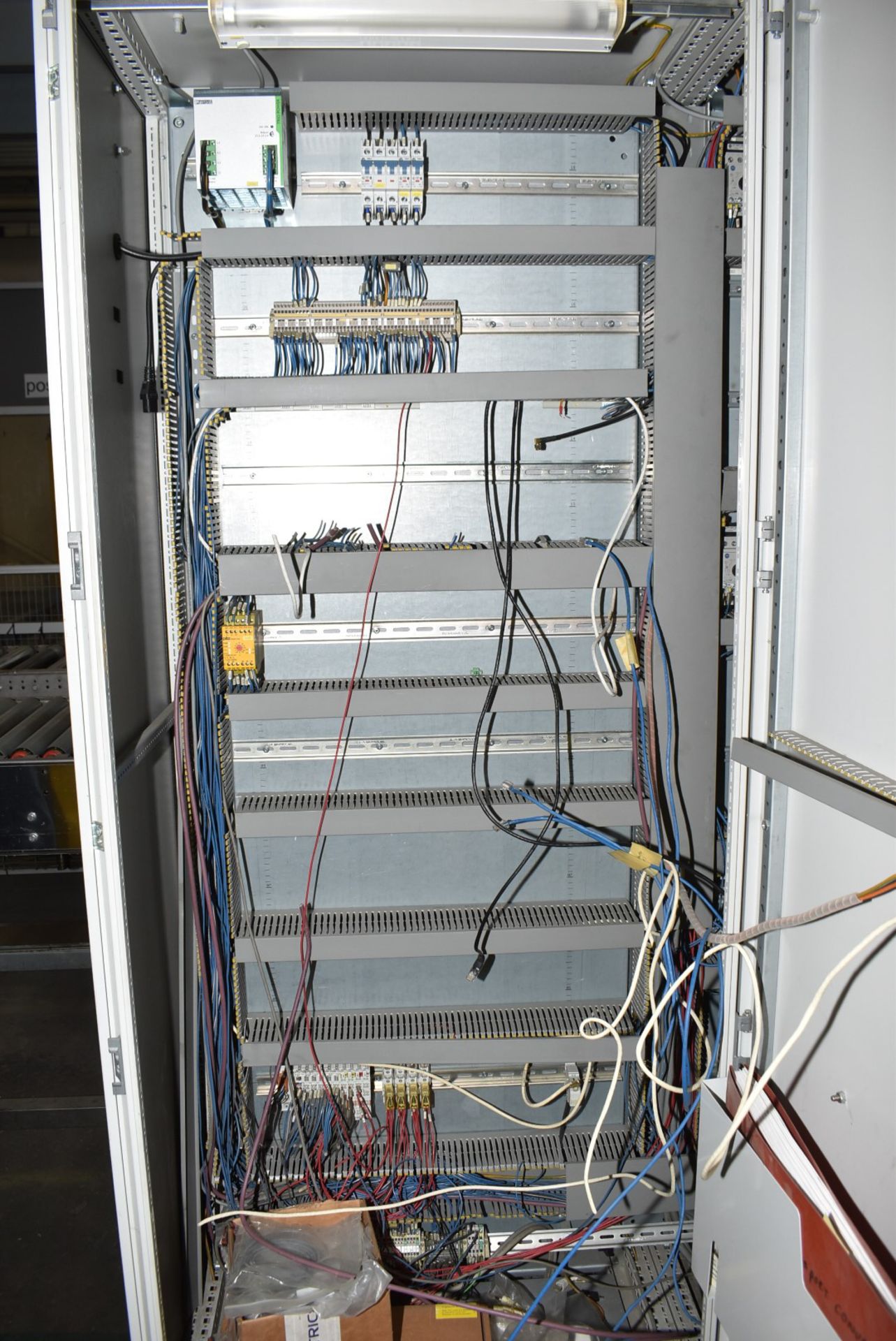 ELLECTRIC CONTROL CABINET (CI) [RIGGING FEE FOR LOT #860 - $150 USD PLUS APPLICABLE TAXES] - Image 5 of 5