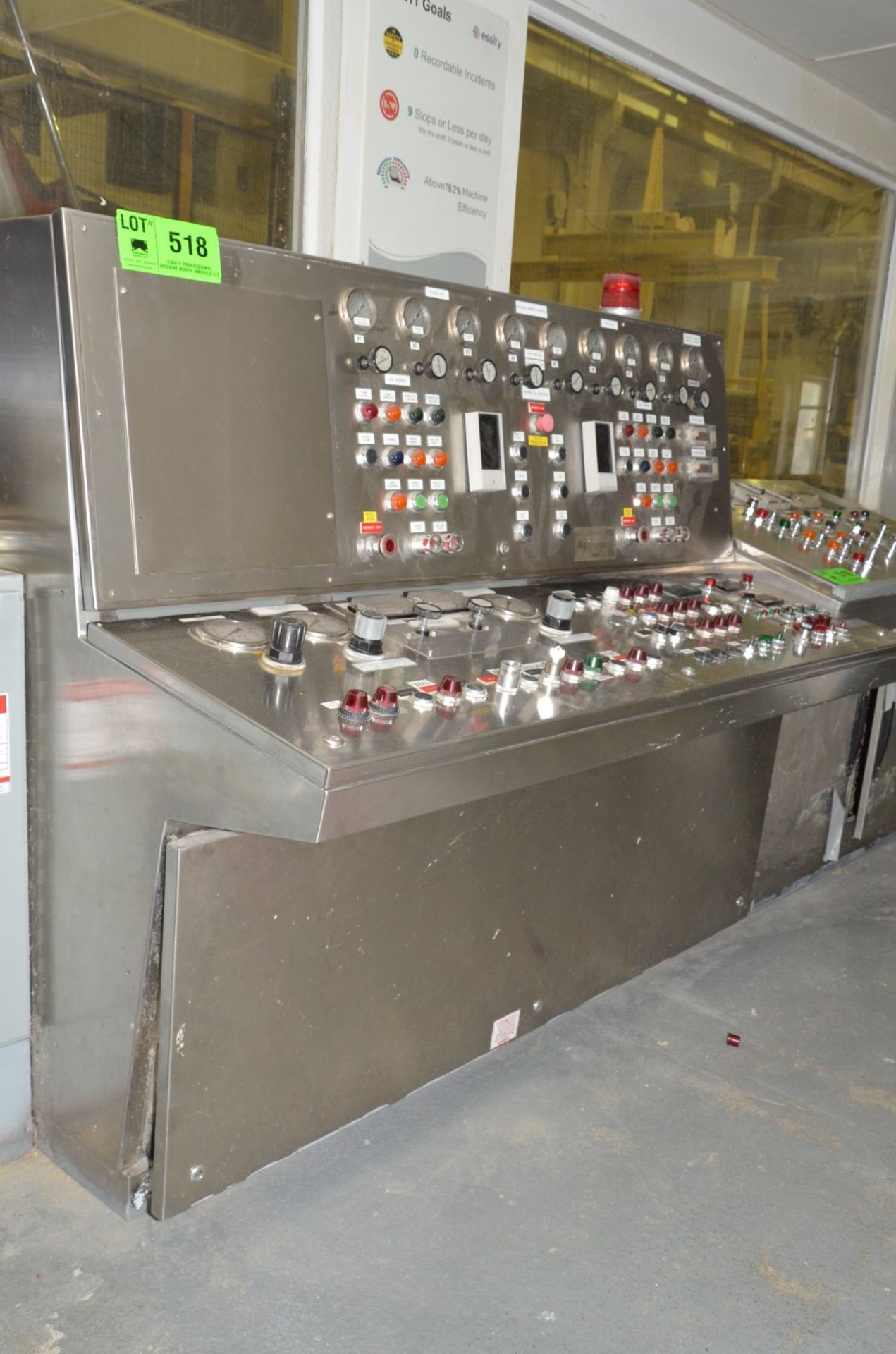 STAINLESS STEEL CONTROL CONSOLE (CI) [RIGGING FEE FOR LOT #518 - $350 USD PLUS APPLICABLE TAXES]