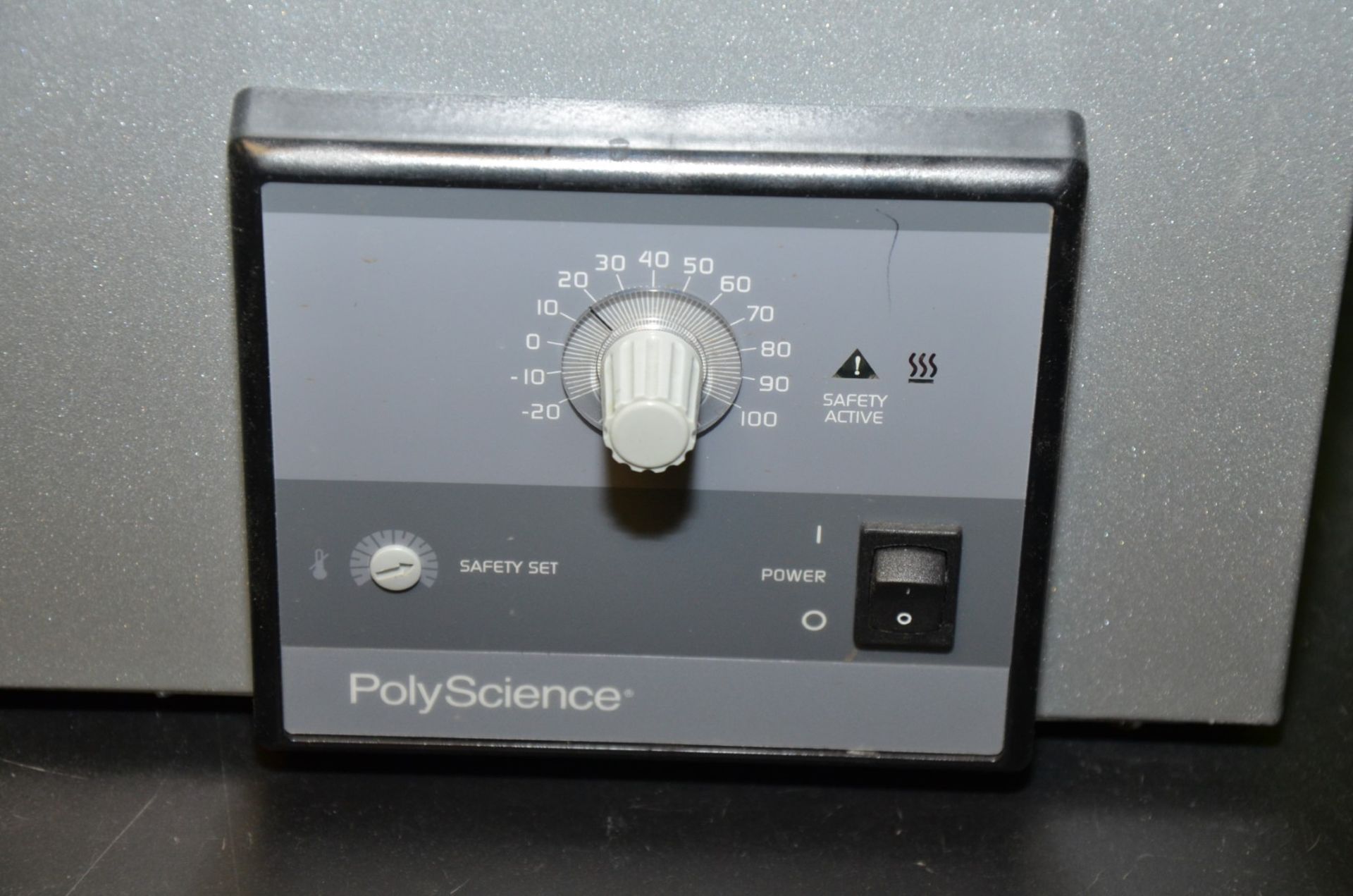 POLYSCIENCE WA28L11B STAINLESS STEEL LABORATORY HOT BATH WITH ANALOG TEMPERATURE CONTROL, SAFETY SET - Image 3 of 5