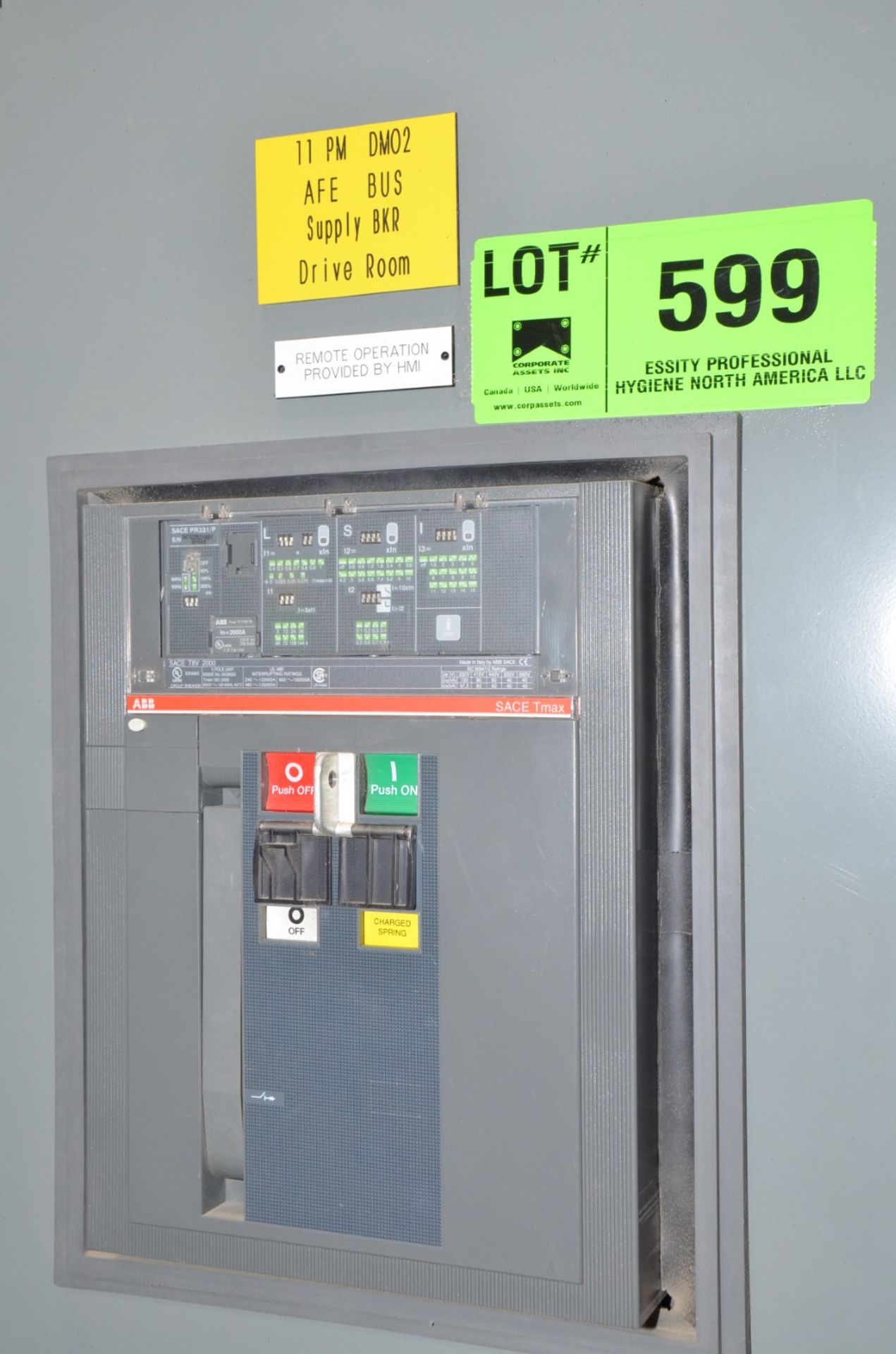 ABB SACE T8V 2000 BREAKER PANEL (CI) [RIGGING FEE FOR LOT #599 - $350 USD PLUS APPLICABLE TAXES] - Image 2 of 6