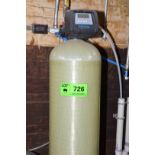 NELSEN RESIN TANK WITH CONTROLS (CI) [RIGGING FEE FOR LOT #726 - $200 USD PLUS APPLICABLE TAXES]