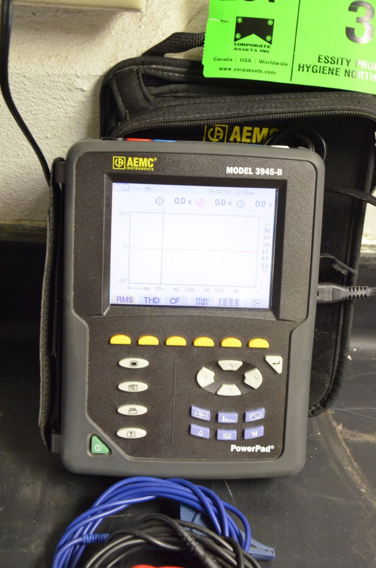 AEMC MODEL 3945-B POWER PAD DIGITAL HANDHELD THREE PHASE POWER QUALITY ANALYZER WITH (3) AEMC MN93 - Image 3 of 12