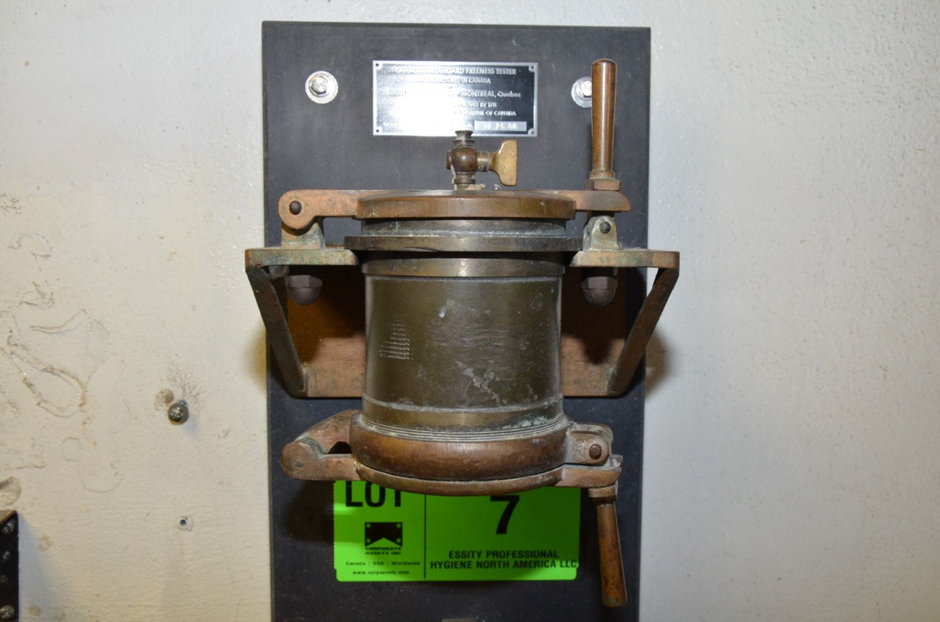 ROBERT MITCHELL CANADIAN STANDARD FREENESS TESTER, S/N 2919A [RIGGING FEE FOR LOT #7 - $25 USD - Image 4 of 5