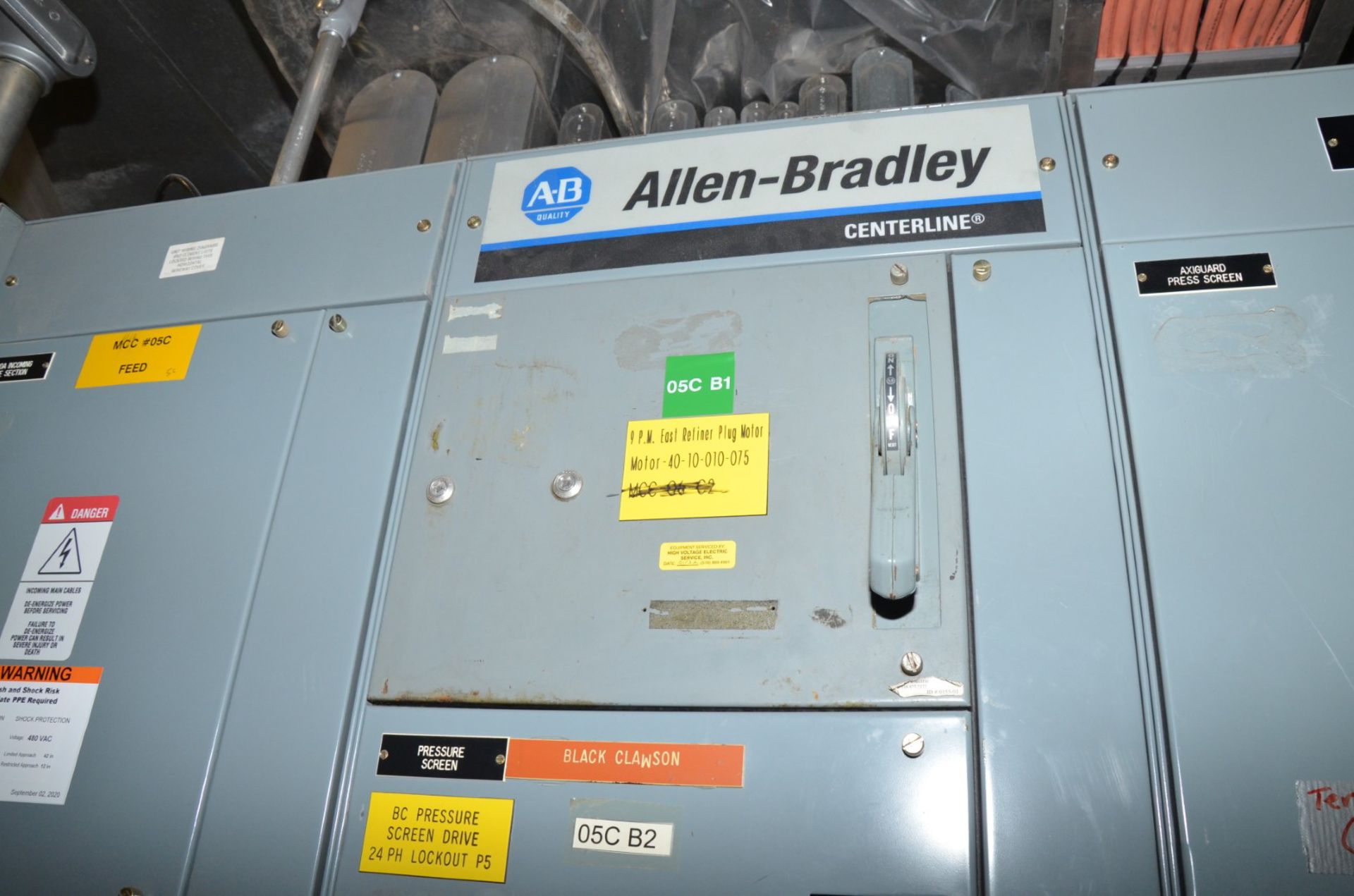 ALLEN BRADLEY CENTERLINE 3-BANK MCC PANEL (CI) [RIGGING FEE FOR LOT #106 - $650 USD PLUS - Image 2 of 10