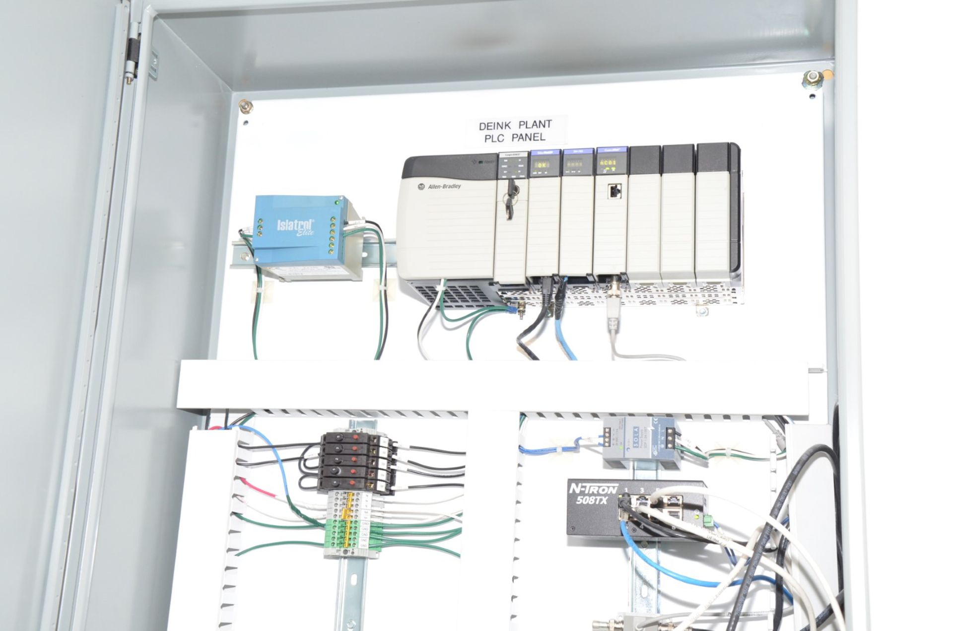 ALLEN BRADLEY PLC CONTROL CABINET (CI) [RIGGING FEE FOR LOT #343 - $200 USD PLUS APPLICABLE TAXES] - Image 2 of 3