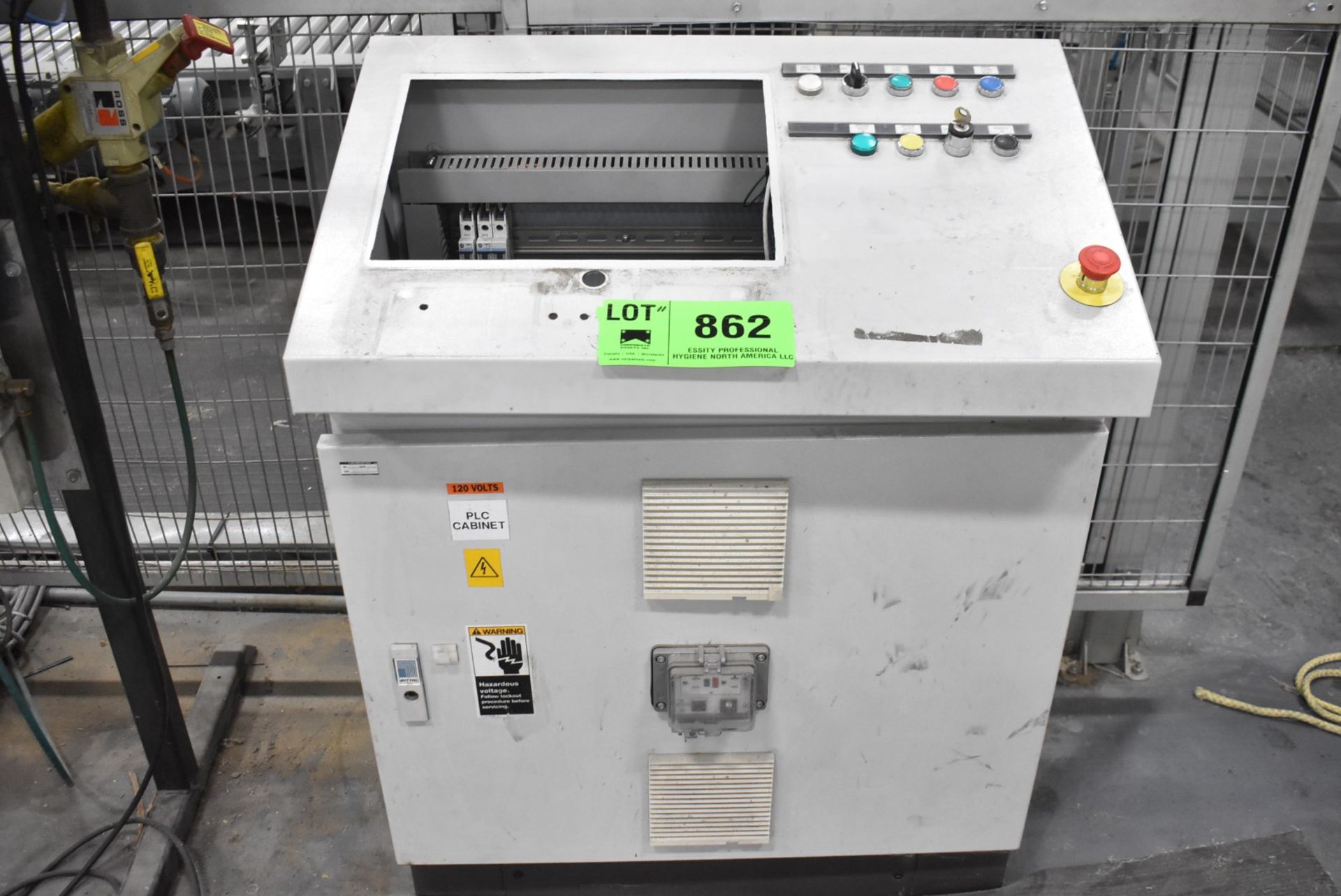 ELLECTRIC CONTROL CABINET (CI) [RIGGING FEE FOR LOT #862 - $150 USD PLUS APPLICABLE TAXES]