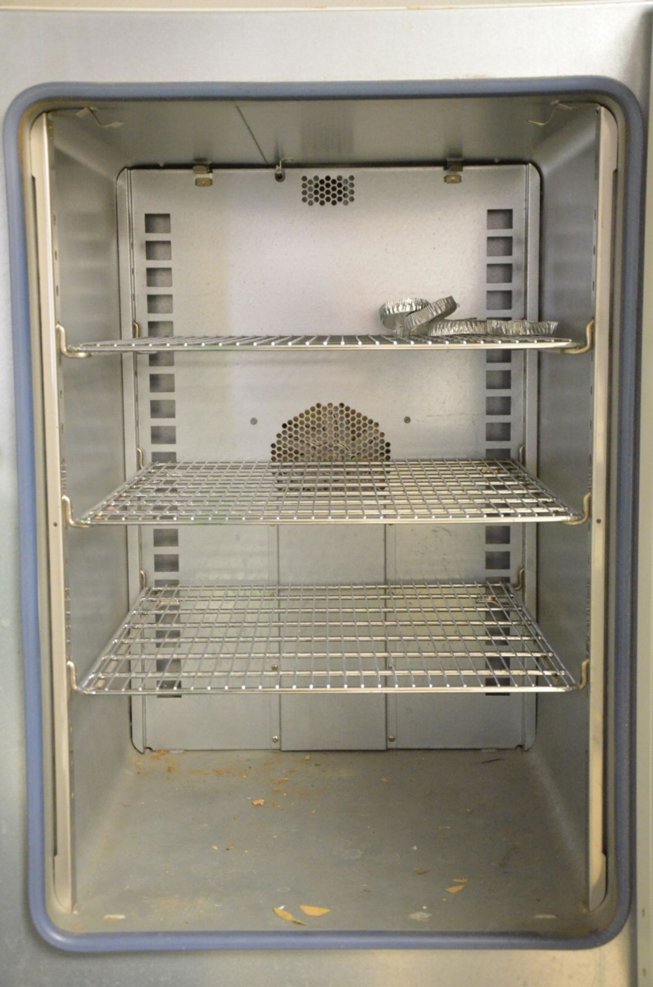 THERMO SCIENTIFIC (2013) HERATHERM OMS180 DIGITAL BENCH TOP LAB OVEN WITH DIGITAL MICROPROCESSOR - Image 5 of 9