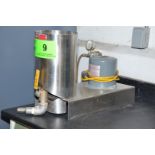 ADIRONDACK MACHINERY CORP STAINLESS STEEL BENCH TYPE DISINTEGRATOR WITH 1/4 HP, 8" DIA X 10"H TUB,