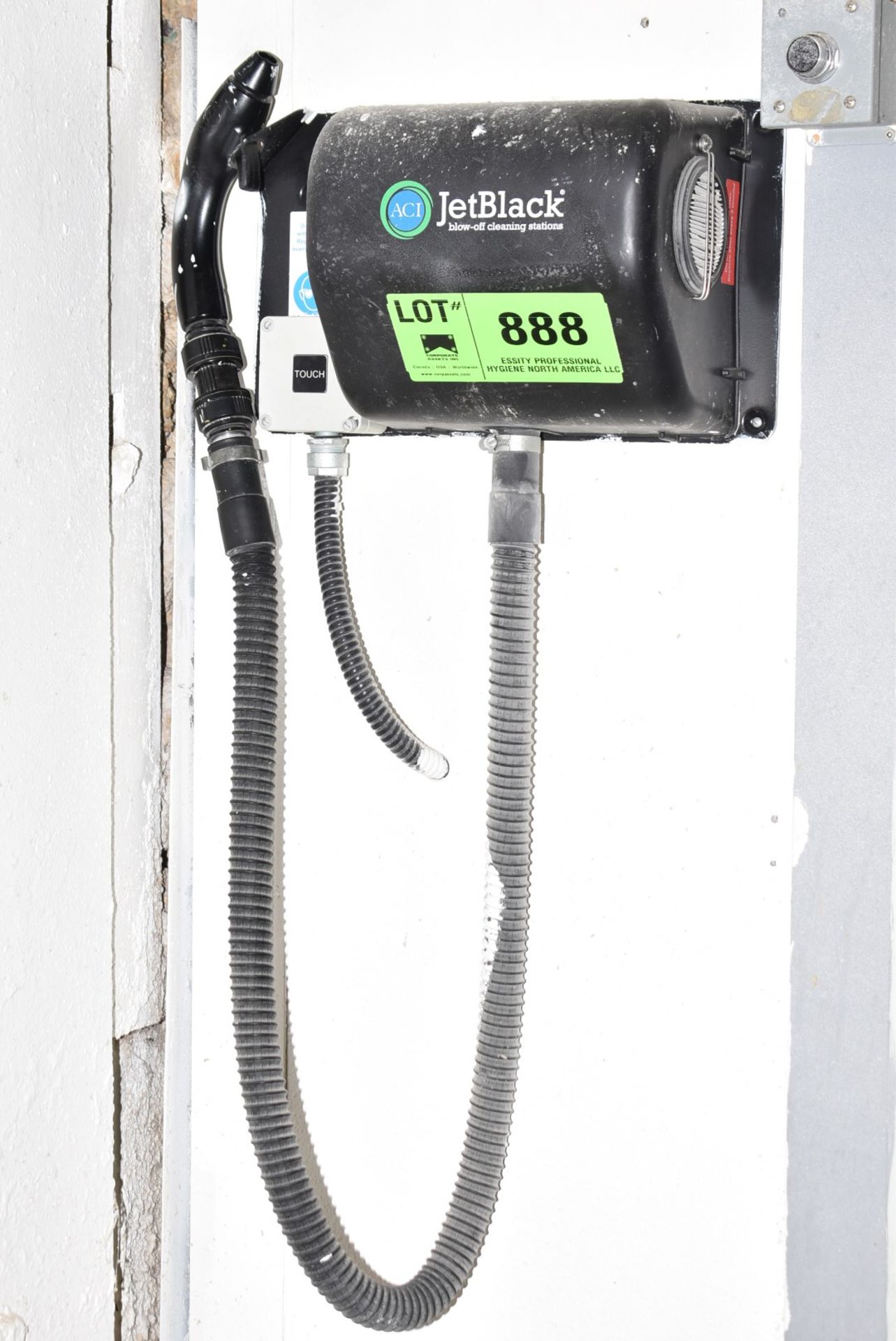 JETBLACK WALL MOUNTED SAFETY BLOW OFF STATION (CI) [RIGGING FEE FOR LOT #888 - $25 USD PLUS