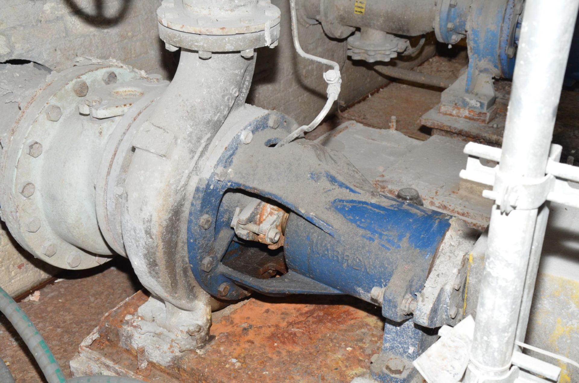 GOULDS CENTRIFUGAL PUMP WITH 40HP DRIVE MOTOR, S/N N/A (CI) [RIGGING FEE FOR LOT #287 - $650 USD - Image 2 of 4
