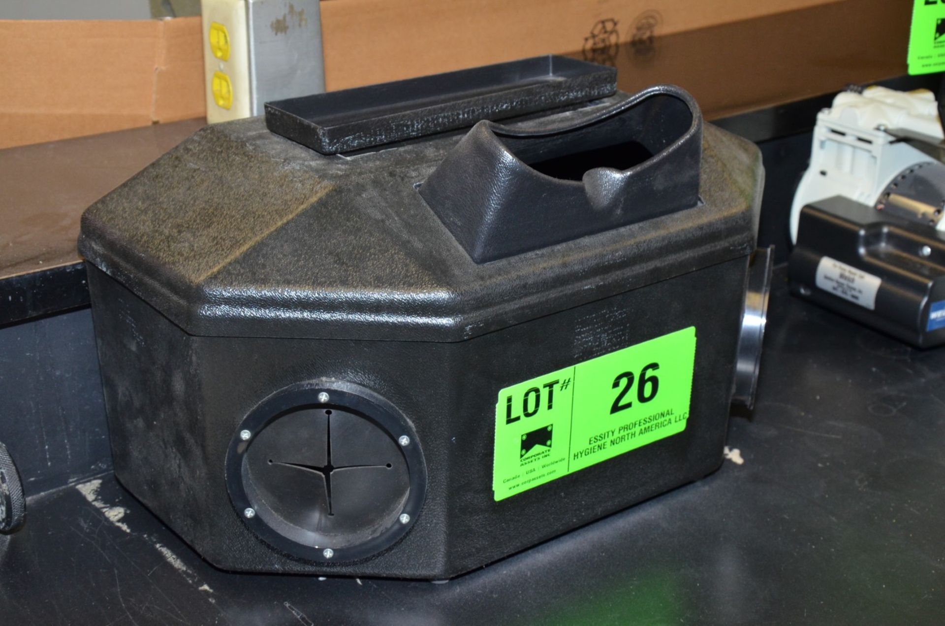 RAYTECH VB-7 ULTRAVIOLET LAMP VIEW BOX, S/N N/A [RIGGING FEE FOR LOT #26 - $25 USD PLUS APPLICABLE - Image 2 of 4