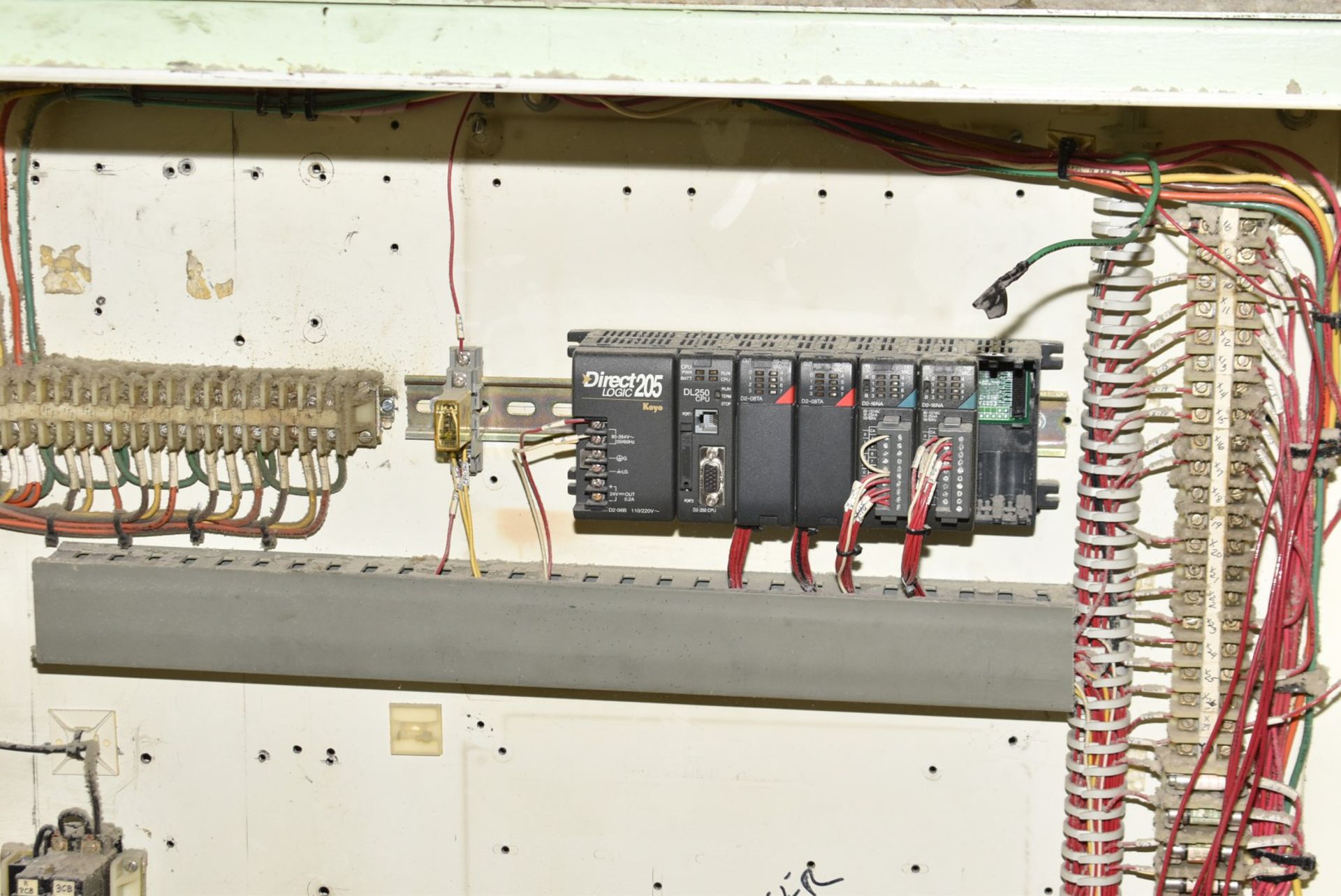 ALVEY CONTROL CABINET (CI) [RIGGING FEE FOR LOT #919 - $100 USD PLUS APPLICABLE TAXES] - Image 2 of 3