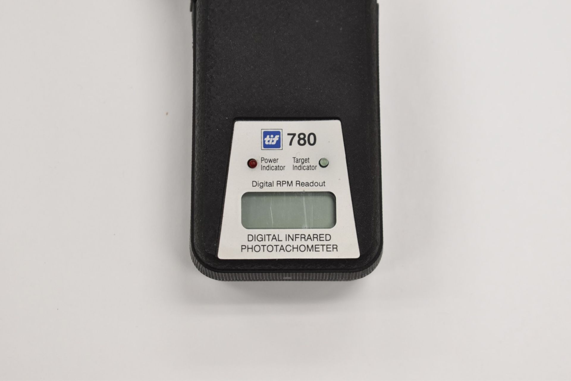 TIF 780 DIGITAL INFRARED PHOTOTACHOMETER WITH CASE, S/N 163570026656 - Image 2 of 4
