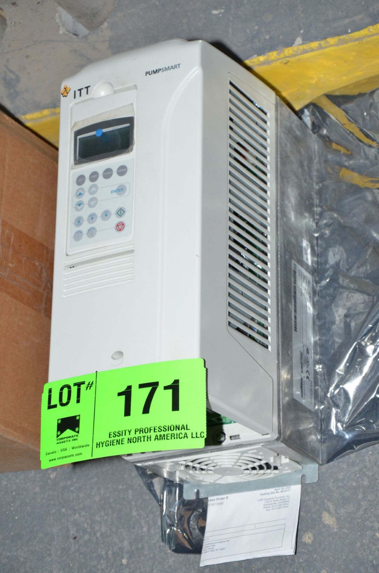 ABB ITT (2015) ACS800 PUMPSMART 15 HP VFD S/N 2154102218 [RIGGING FEE FOR LOT #171 - $25 USD PLUS