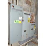 LOT/ BREAKER BOXES (CI) [RIGGING FEE FOR LOT #572 - $100 USD PLUS APPLICABLE TAXES]