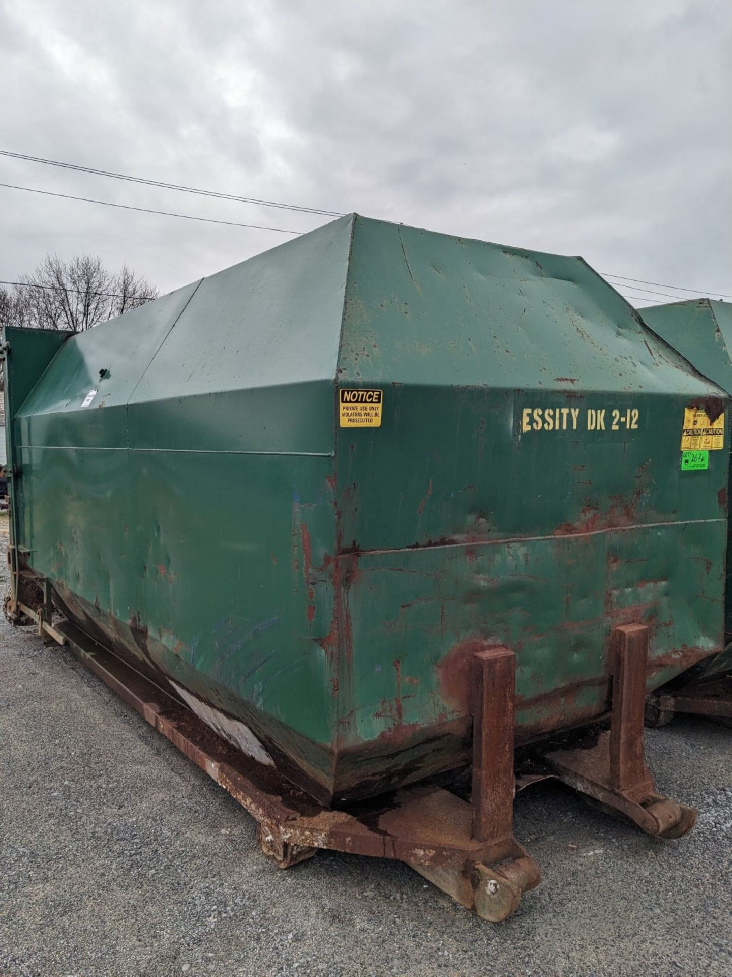 STATIONARY COMPACTOR ROLL-OFF BIN WITH APPROX. 40 CU/YRD CAPACITY (CI) [RIGGING FEE FOR LOT # - Image 2 of 4