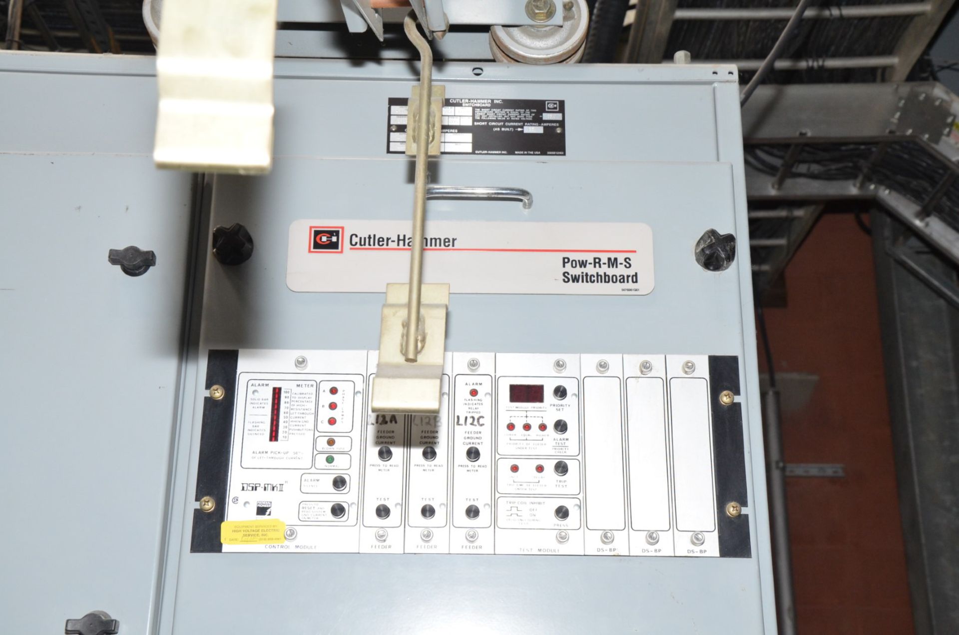 CUTLER HAMMER SWITCHBOARD 2-BANK AUTO BREAKER PANEL (CI) - Image 8 of 8