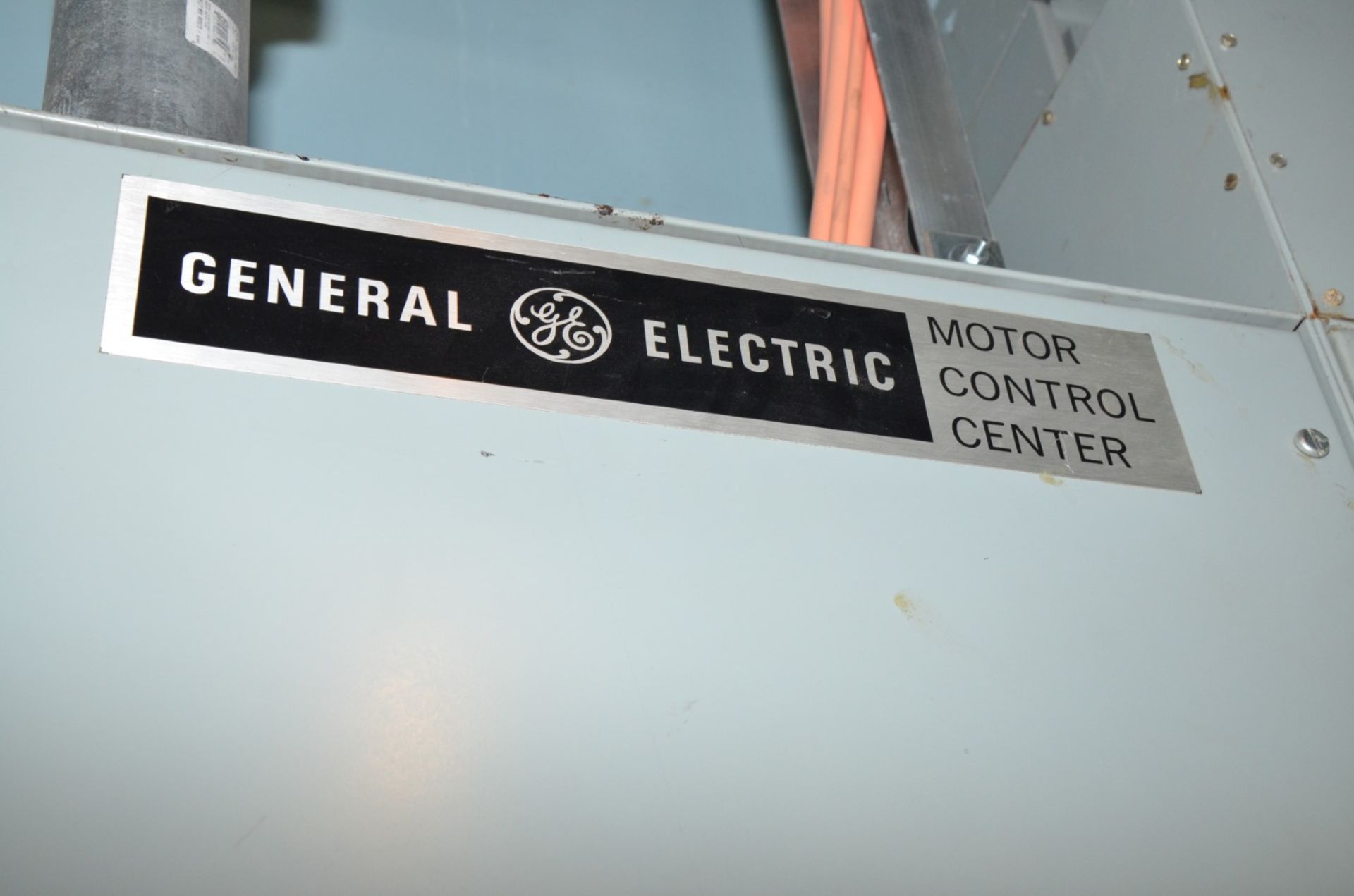 GENERAL ELECTRIC LINE CONTROL 8000 7-BANK MCC PANEL (CI) [RIGGING FEE FOR LOT #125 - $1450 USD