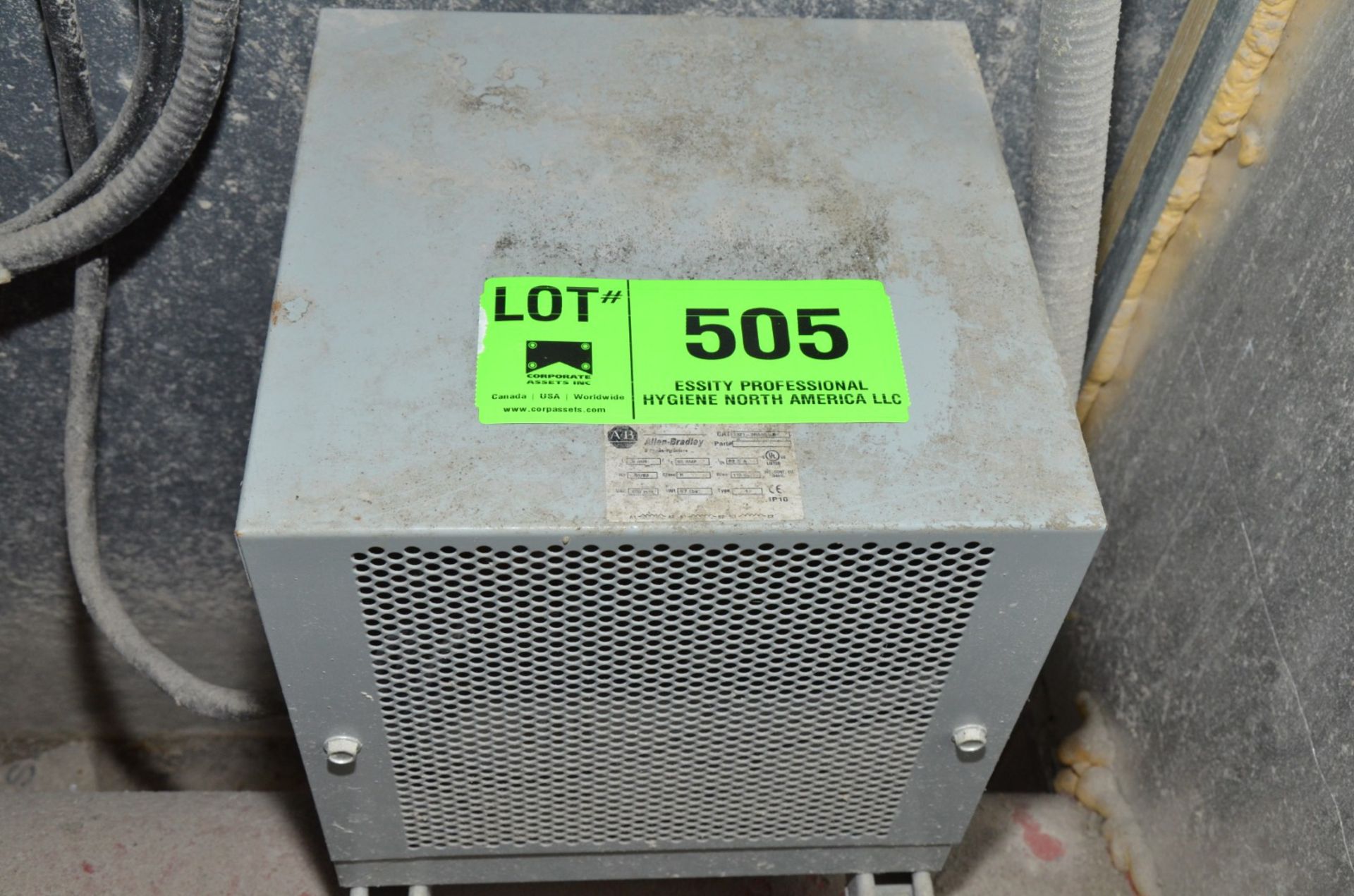 ALLEN BRADLEY 55 AMP 3-PHASE REACTOR (CI) [RIGGING FEE FOR LOT #505 - $50 USD PLUS APPLICABLE