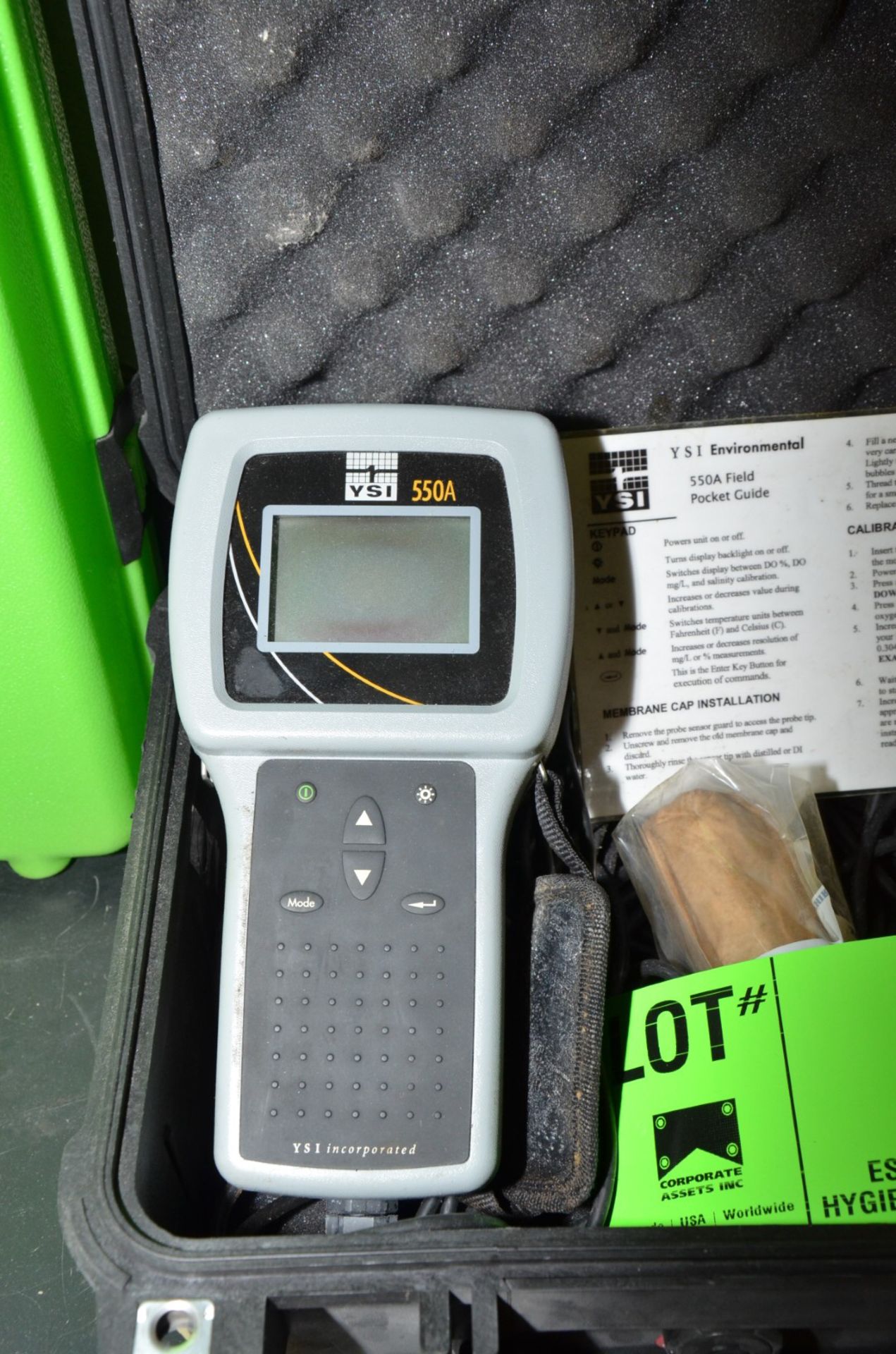 YSI INC 550A DIGITAL HANDHELD DISSOLVED OXYGEN METER WITH PROBE AND CASE, S/N 11J100798 - Image 2 of 4