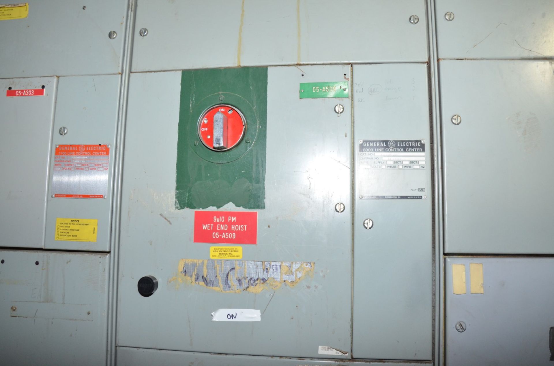 GENERAL ELECTRIC LINE CONTROL 8000 7-BANK MCC PANEL (CI) [RIGGING FEE FOR LOT #125 - $1450 USD - Image 4 of 8