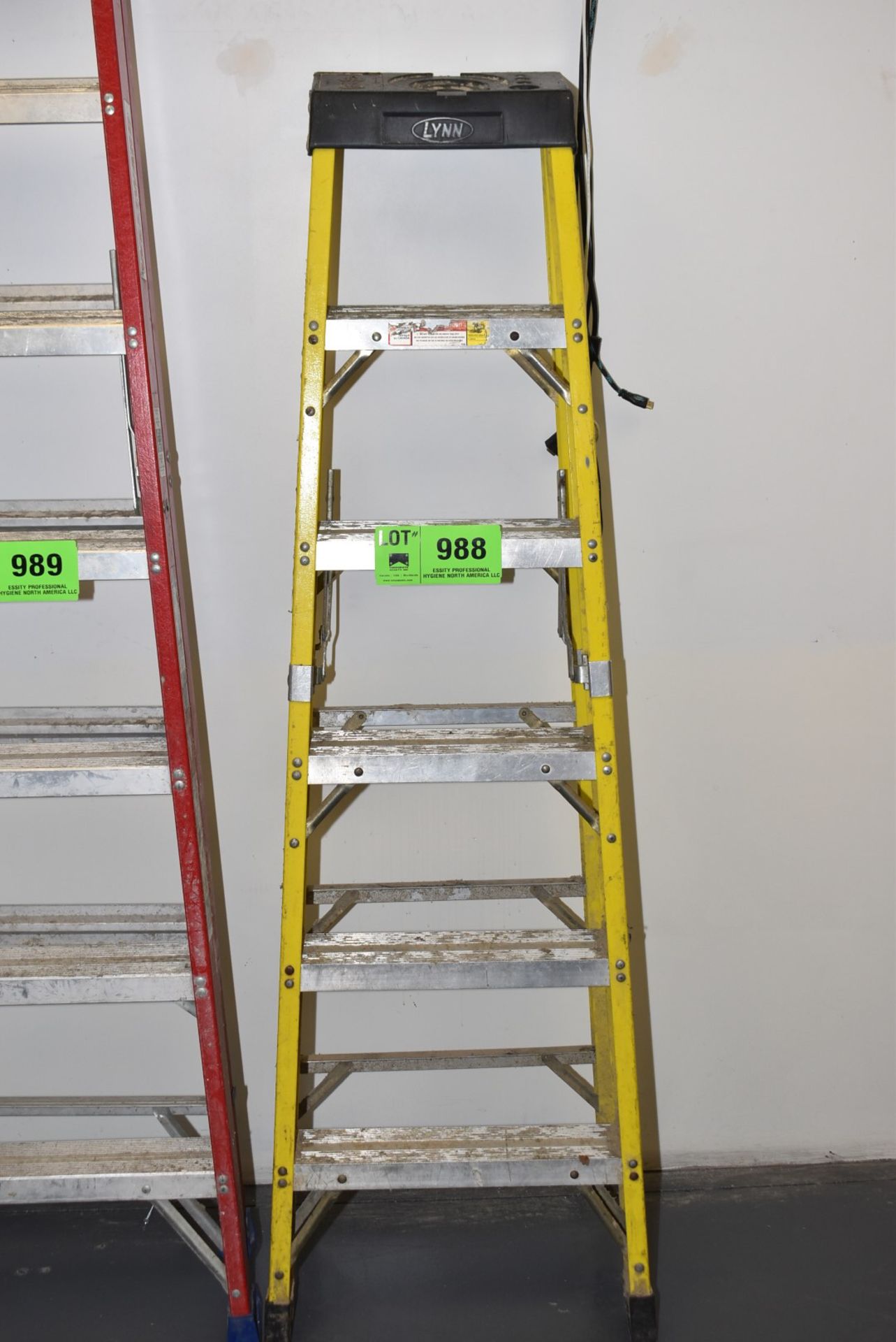 6' A-FRAME LADDER