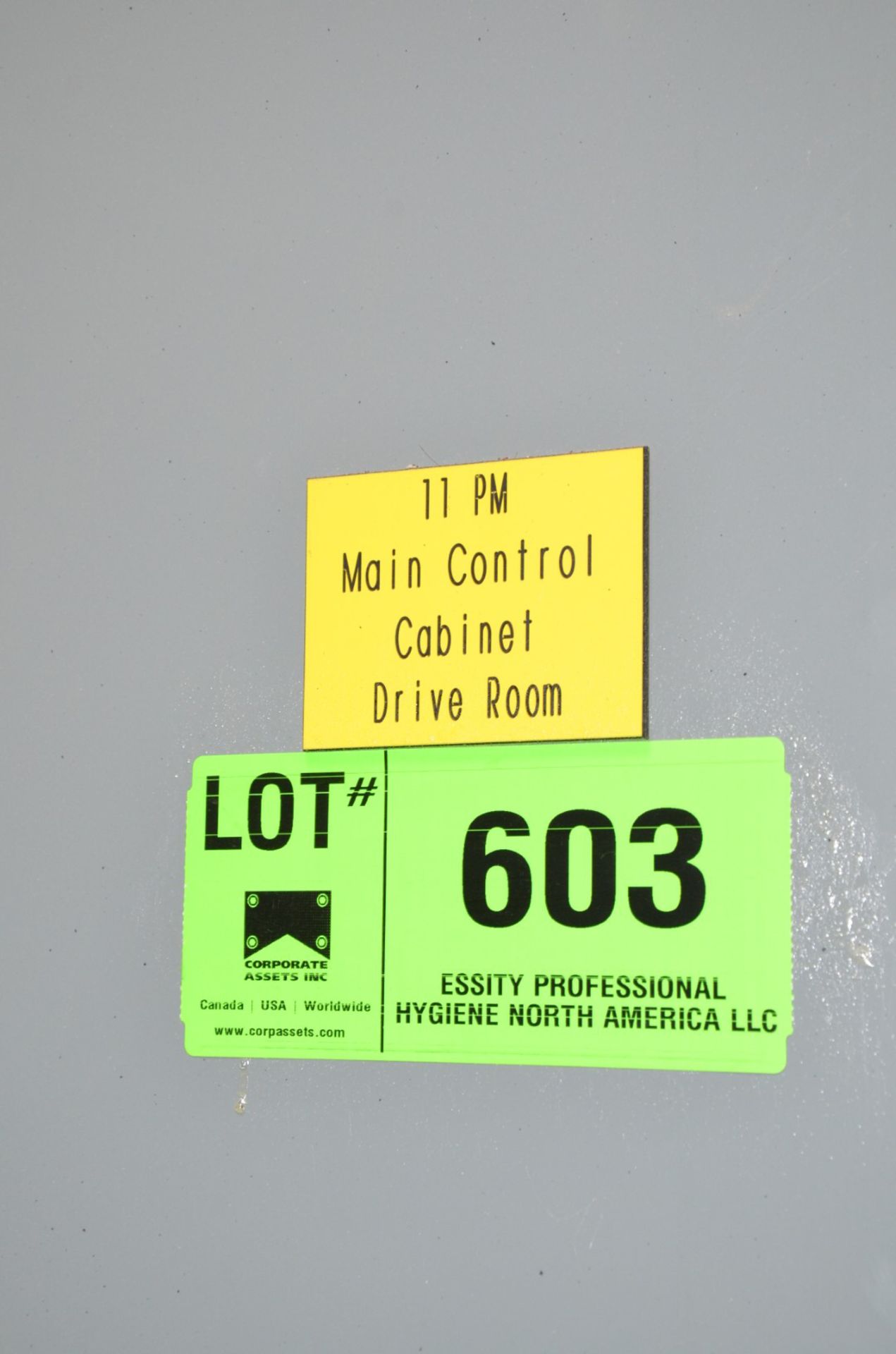 ALLEN BRADLEY CONTROL LOGIC PLC CONTROL CABINET, S/N N/A (CI) [RIGGING FEE FOR LOT #603 - $350 USD - Image 2 of 13