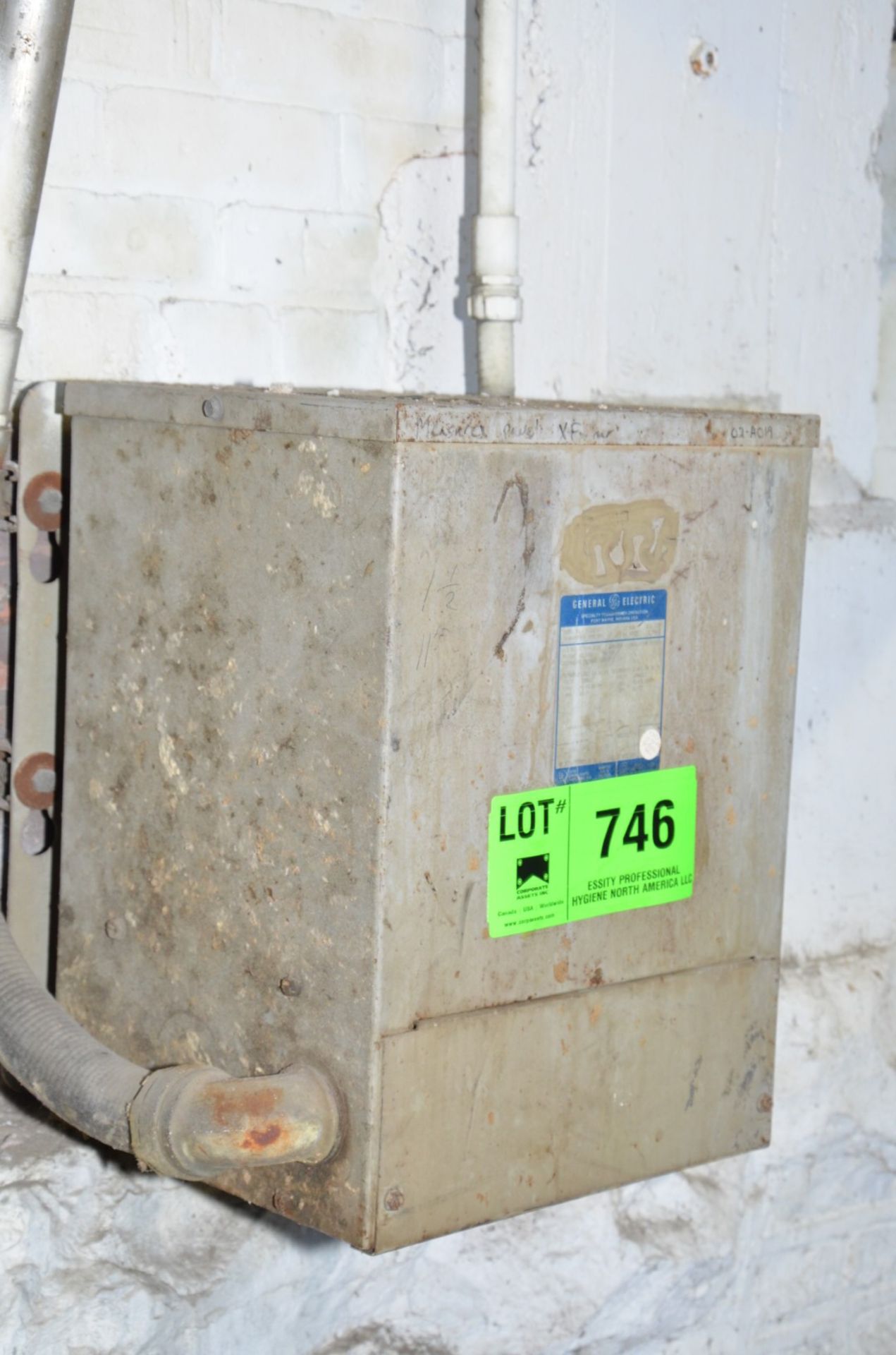 GE 15KVA/480-120V/1PH/60HZ TRANSFORMER (CI) [RIGGING FEE FOR LOT #746 - $150 USD PLUS APPLICABLE