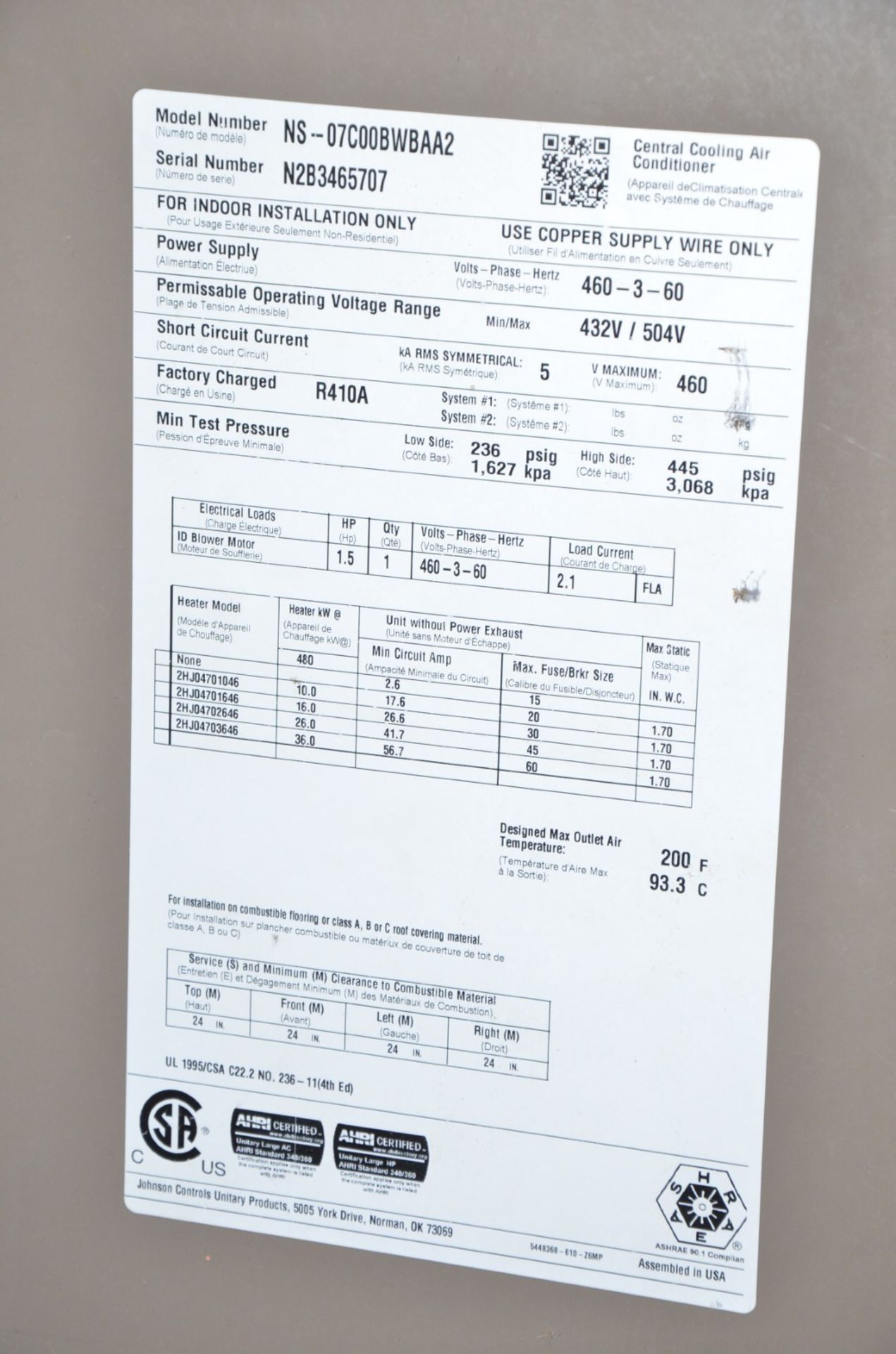 JOHNSON CONTROLS NS-07C00BWBAA2 CENTRAL COOLING AIR CONDITIONER, S/N N2B3465707 (CI) [RIGGING FEE