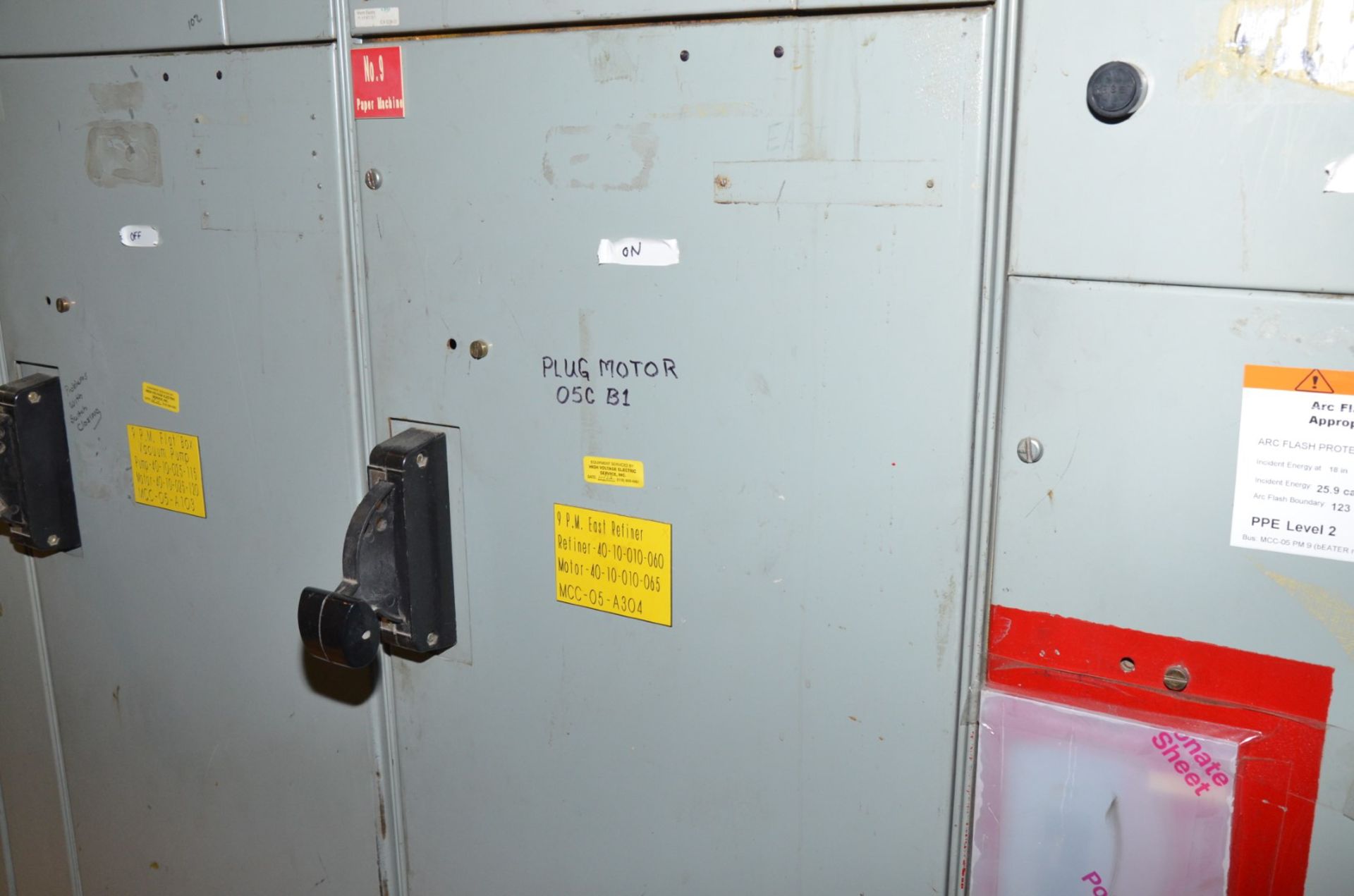 GENERAL ELECTRIC LINE CONTROL 8000 7-BANK MCC PANEL (CI) [RIGGING FEE FOR LOT #125 - $1450 USD - Image 5 of 8