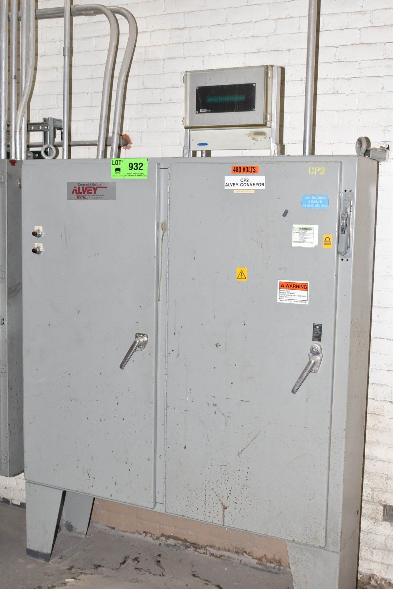 ALVEY CONTROL CABINET (CI) [RIGGING FEE FOR LOT #932 - $100 USD PLUS APPLICABLE TAXES]