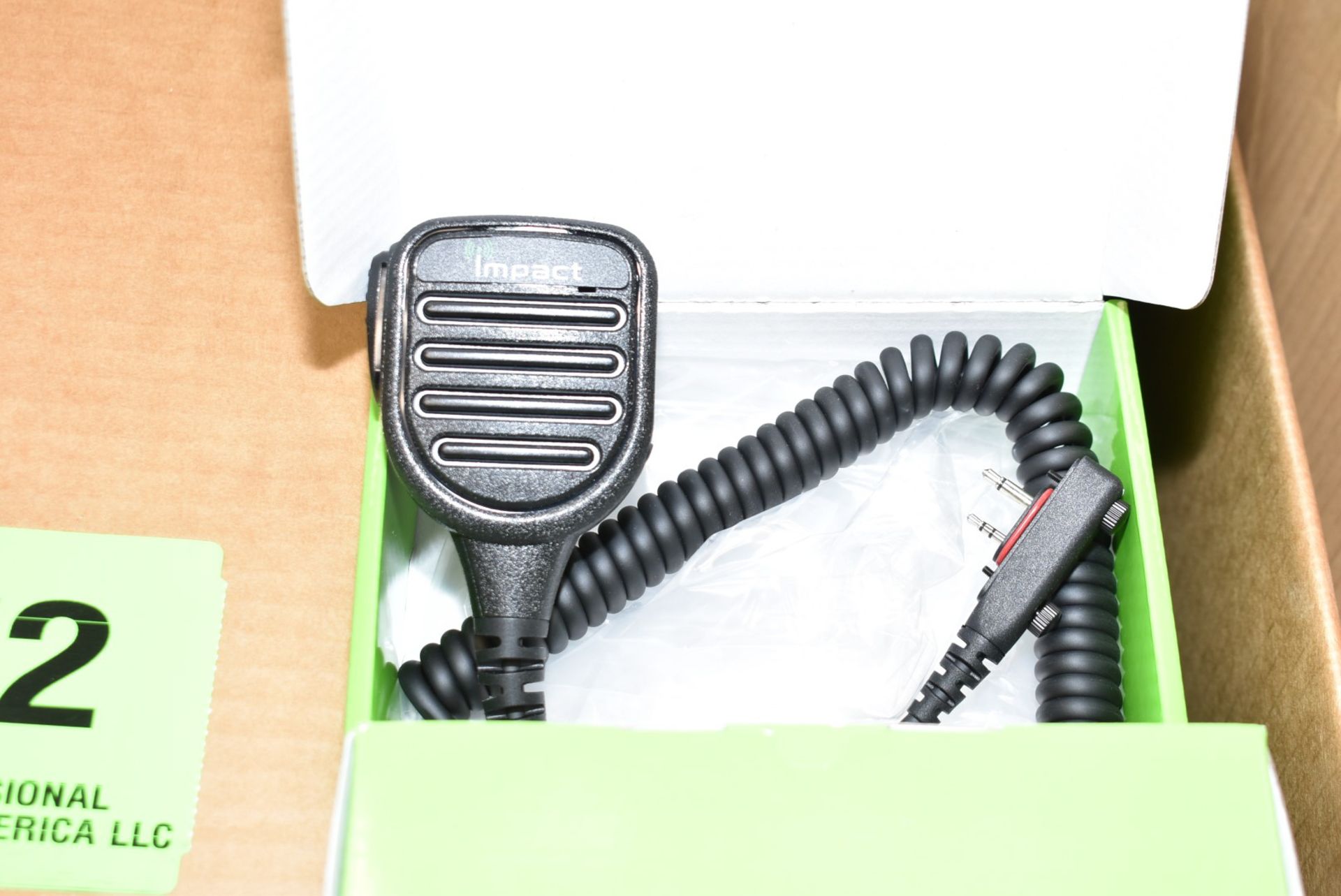 LOT/ (25) IMPACT TWO WAY RADIO SPEAKER-MICROPHONES - Image 2 of 3