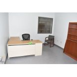 LOT/ OFFICE FURNITURE