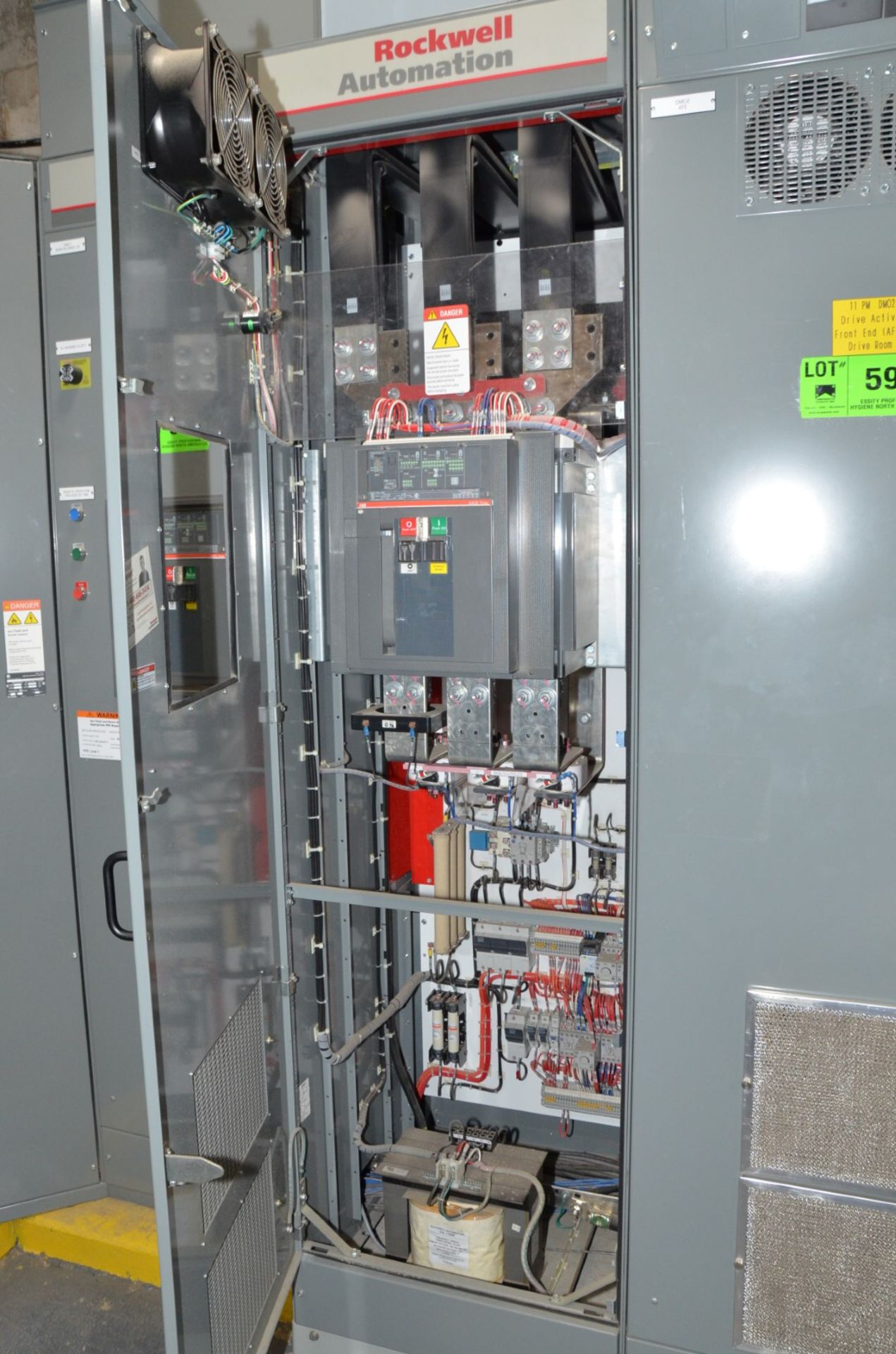 ABB SACE T8V 2000 BREAKER PANEL (CI) [RIGGING FEE FOR LOT #599 - $350 USD PLUS APPLICABLE TAXES] - Image 5 of 6