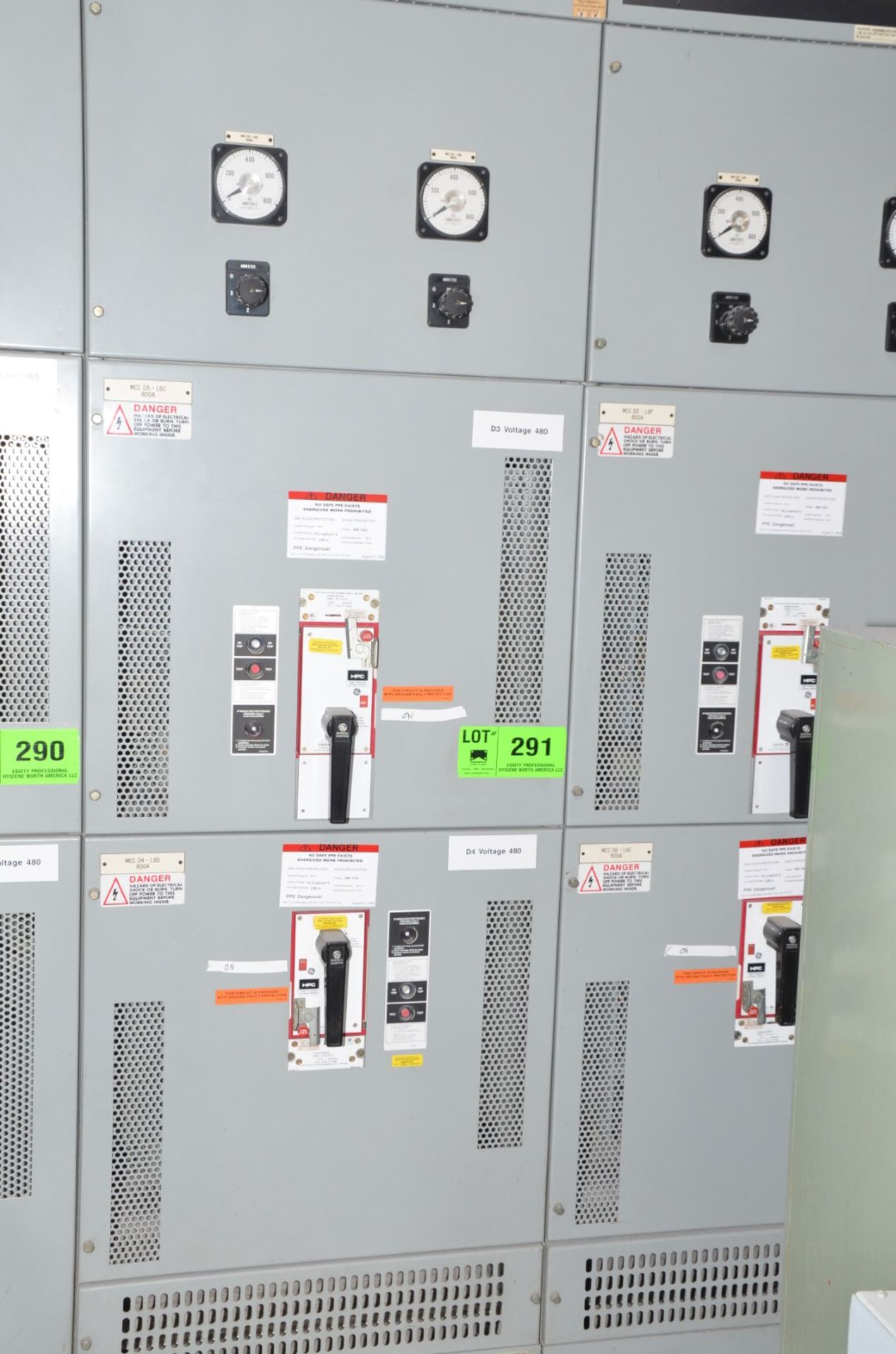 GENERAL ELECTRIC POWER BREAK BREAKER PANEL BANK (CI) [RIGGING FEE FOR LOT #291 - $250 USD PLUS