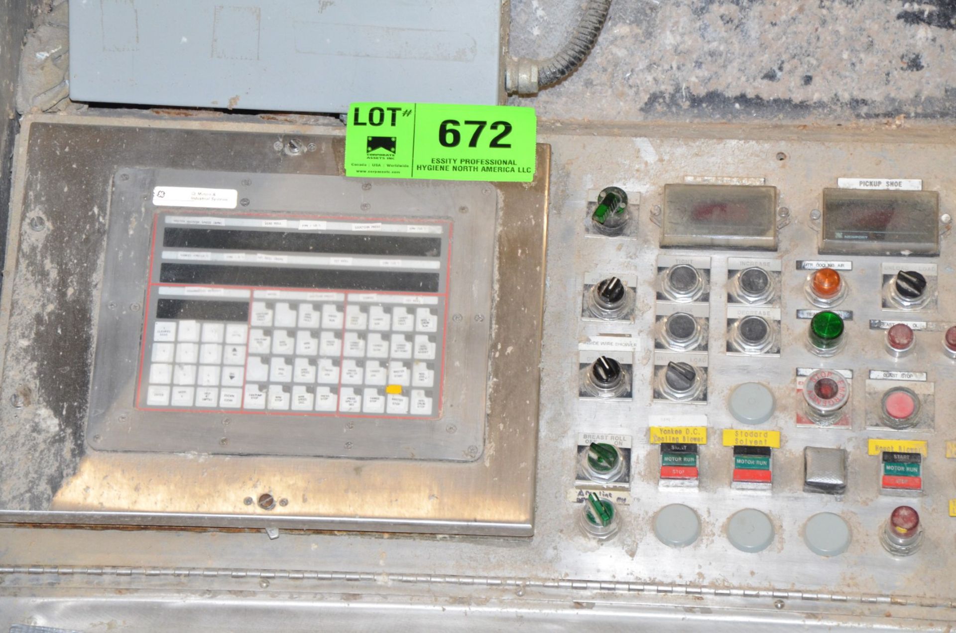 STAINLESS STEEL CONTROL CONSOLE (CI) [RIGGING FEE FOR LOT #672 - $250 USD PLUS APPLICABLE TAXES] - Image 2 of 2