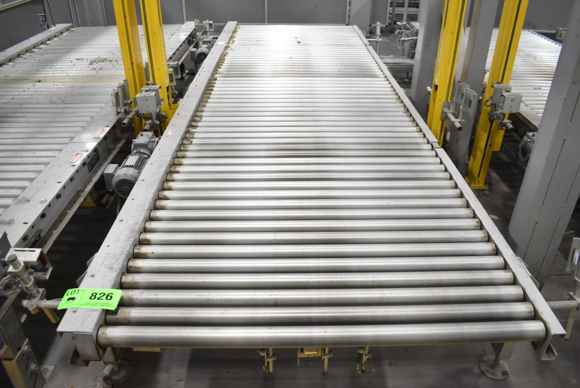 INDUSTRIAL KINETICS 51" X 160" MOTORIZED ROLLER CONVEYOR, S/N N/A (CI) [RIGGING FEE FOR LOT #