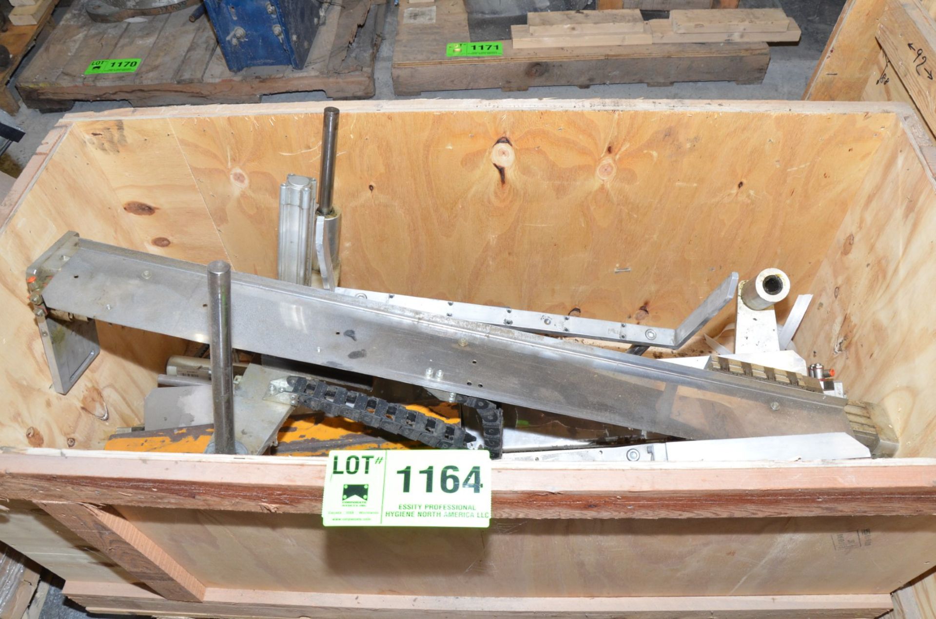 LOT/ CRATE WITH PARTS - TRANSFER AND CHANGEOVER TOOLING [RIGGING FEE FOR LOT #1164 - $25 USD PLUS