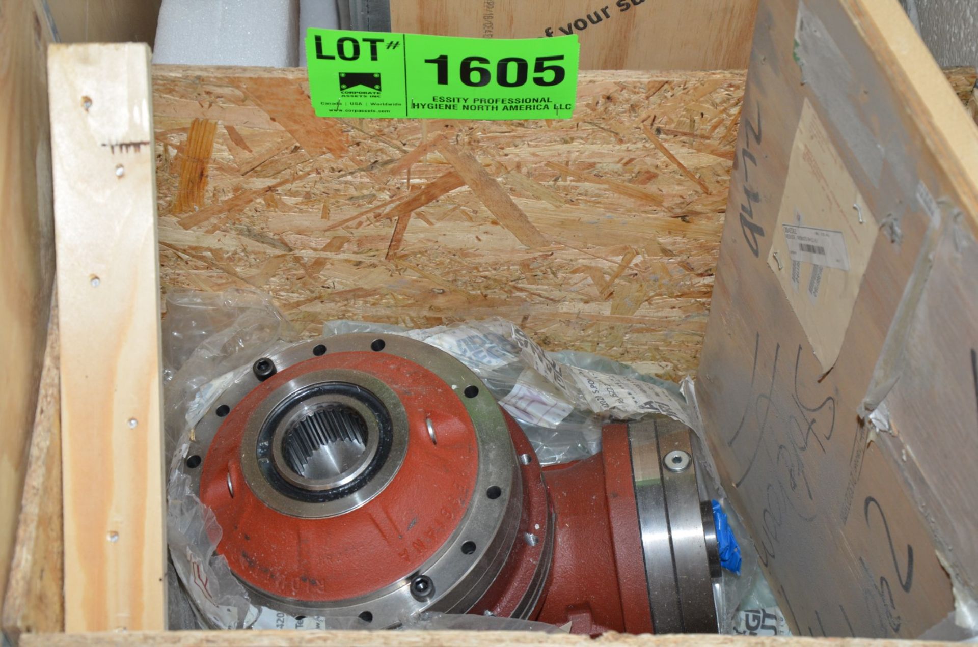 RBGGIANA PLANETARY GEARBOX [RIGGING FEE FOR LOT #1605 - $25 USD PLUS APPLICABLE TAXES]