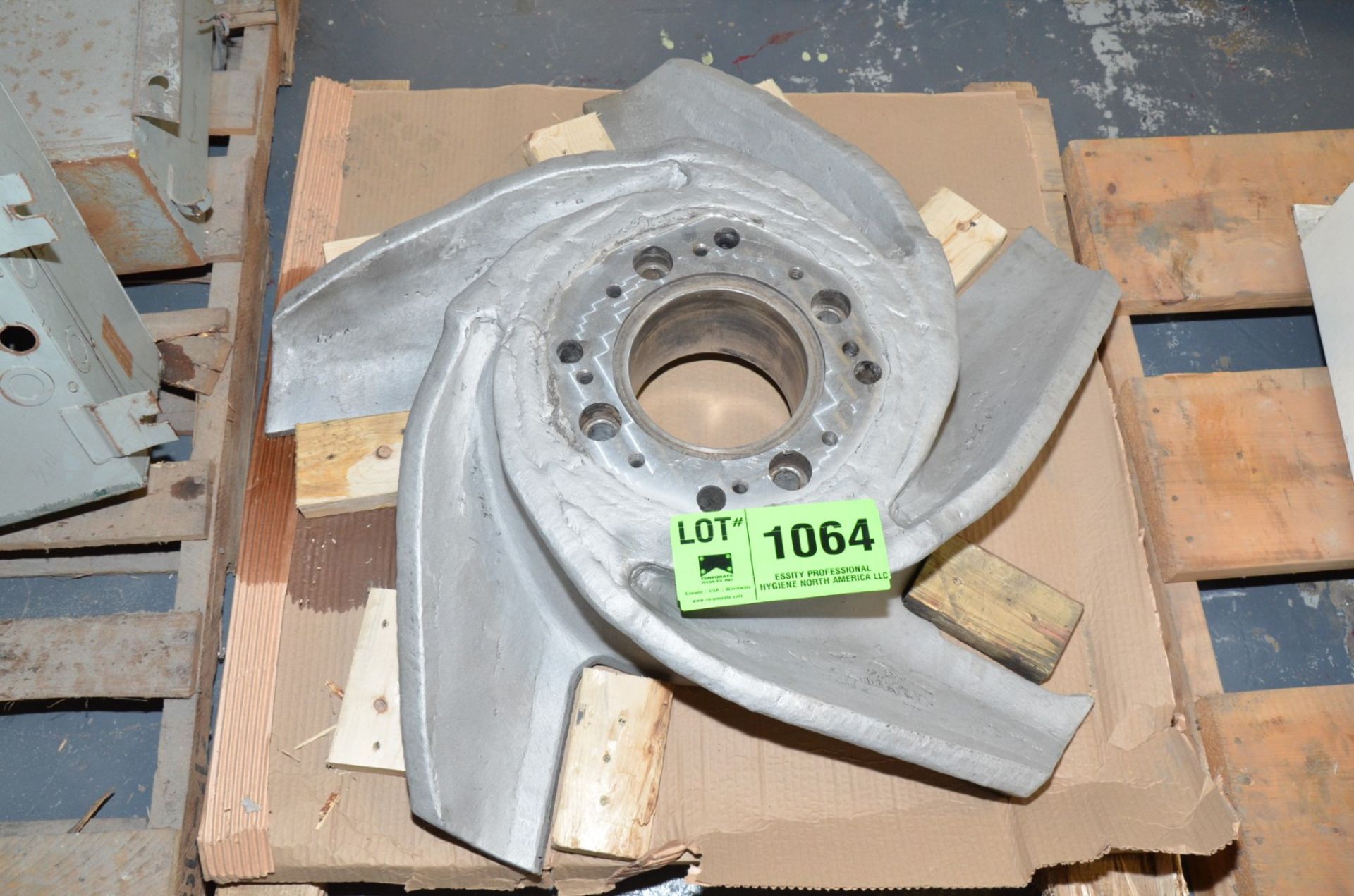 36" STAINLESS STEEL PULPER IMPELLER [RIGGING FEE FOR LOT #1064 - $25 USD PLUS APPLICABLE TAXES]