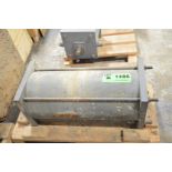 HYDRAULIC CYLINDER [RIGGING FEE FOR LOT #1486 - $25 USD PLUS APPLICABLE TAXES]