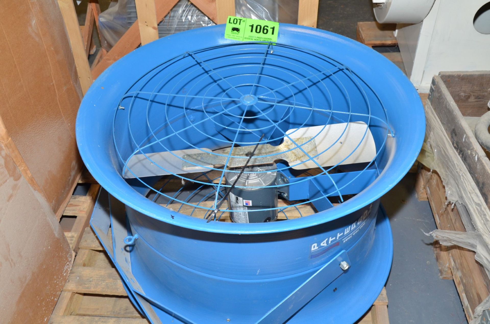 PATTERSON EUA 56T17T5390A P 30" FAN WITH 1 HP MOTOR, S/N N/A [RIGGING FEE FOR LOT #1061 - $25 USD