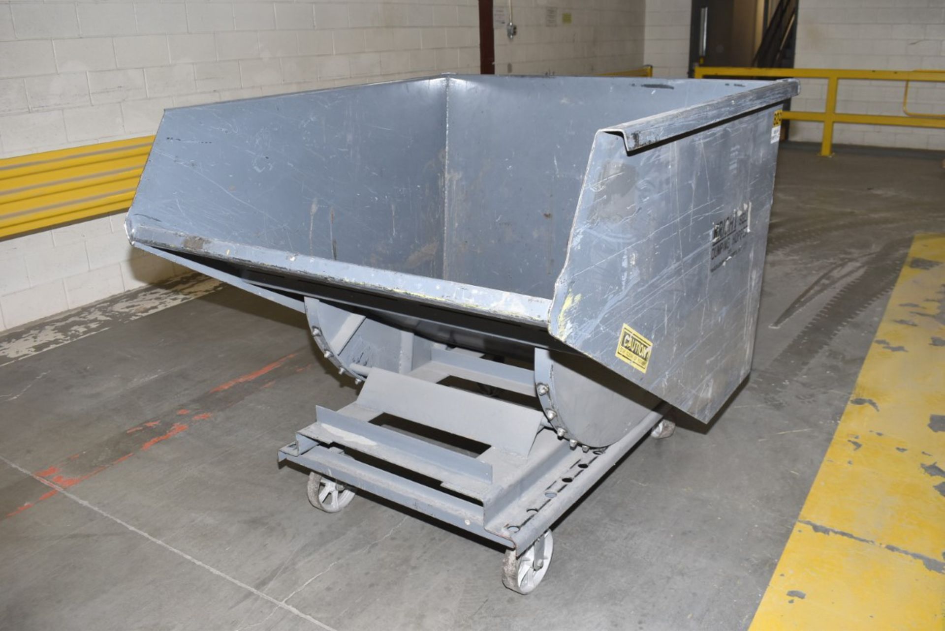 WRIGHT SELF DUMPING HOPPER [RIGGING FEE FOR LOT #1862 - $25 USD PLUS APPLICABLE TAXES] - Image 2 of 2
