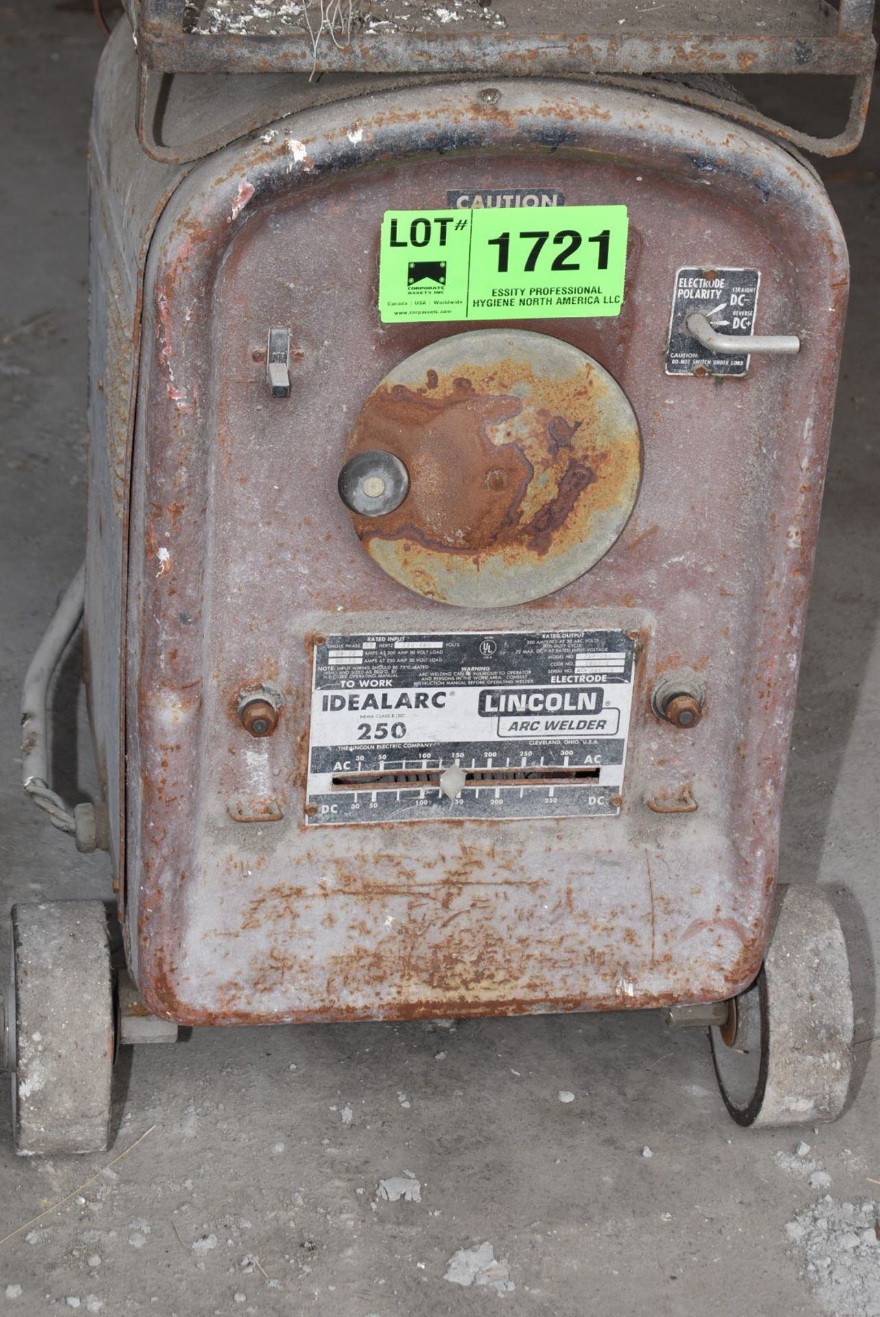 LINCOLN IDEALARC 250 ARC WELDER WITH CABLES AND GUN, S/N N/A [RIGGING FEE FOR LOT #1721 - $25 USD