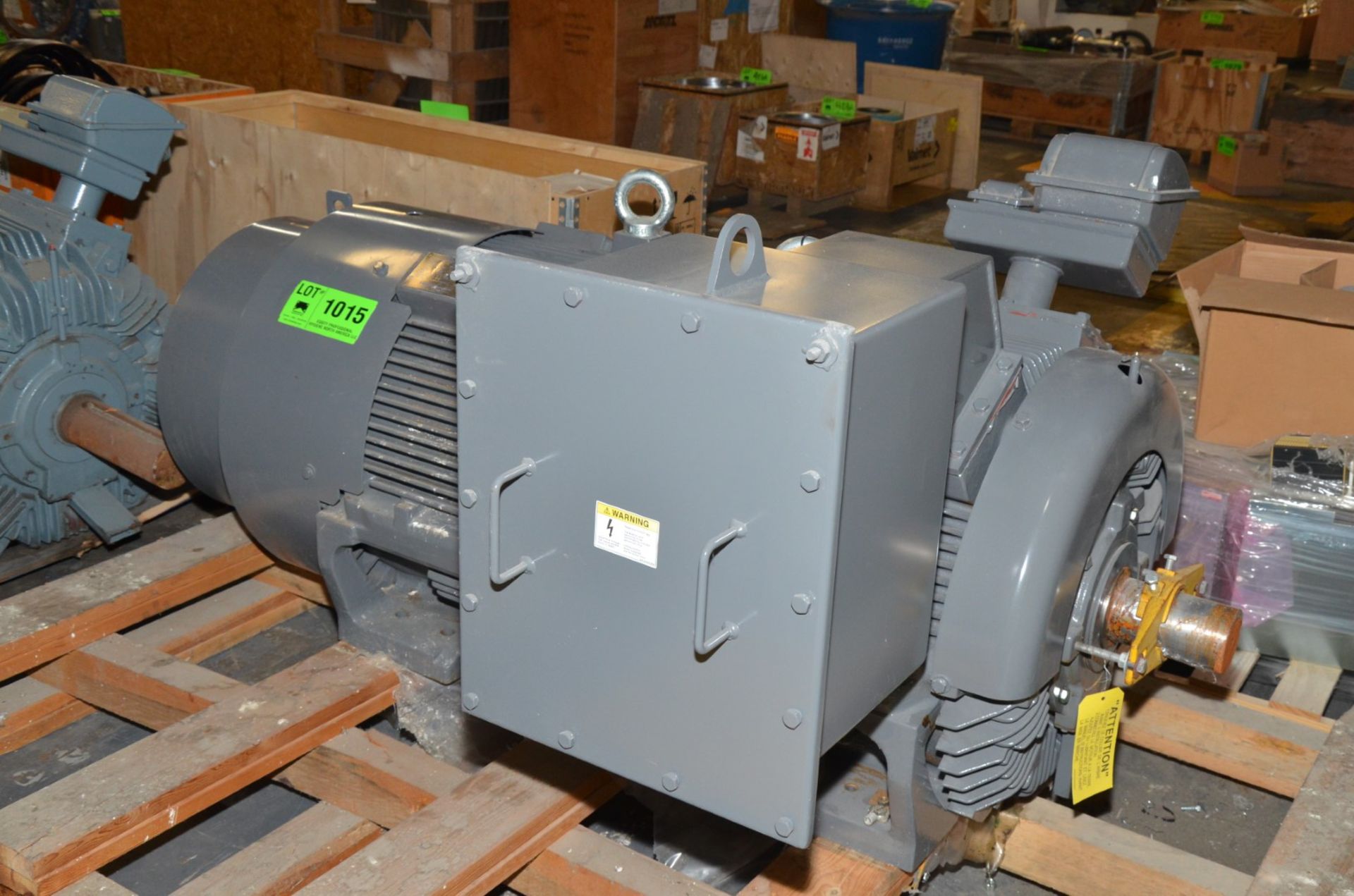 TECO 400 HP 2300/4160V 1185 RPM ELECTRIC MOTOR (CI) [RIGGING FEE FOR LOT #1015 - $100 USD PLUS - Image 2 of 3